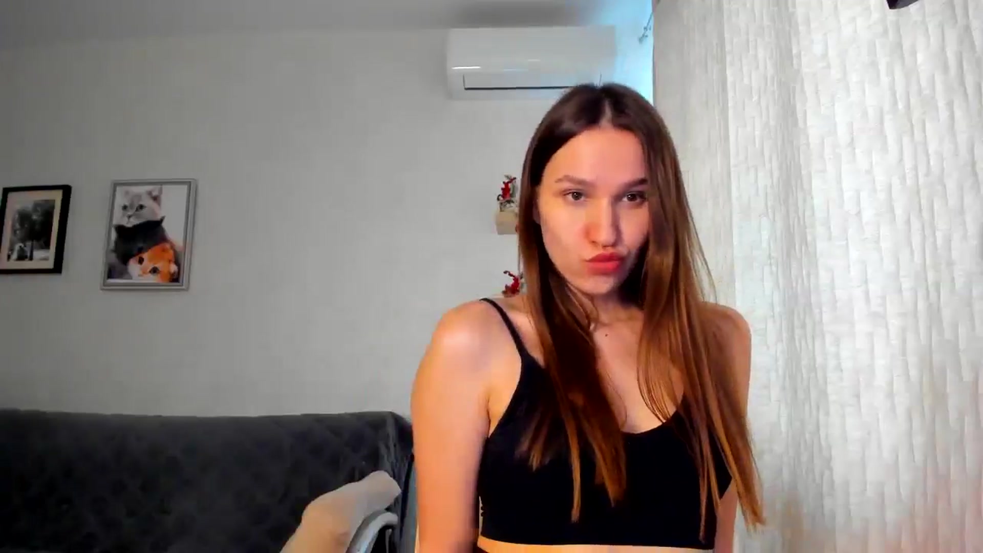 Gallery image thumbnail from WaveOfLove's myfreecams stream on, 03/05/2026, 12:31 image 14 of 20