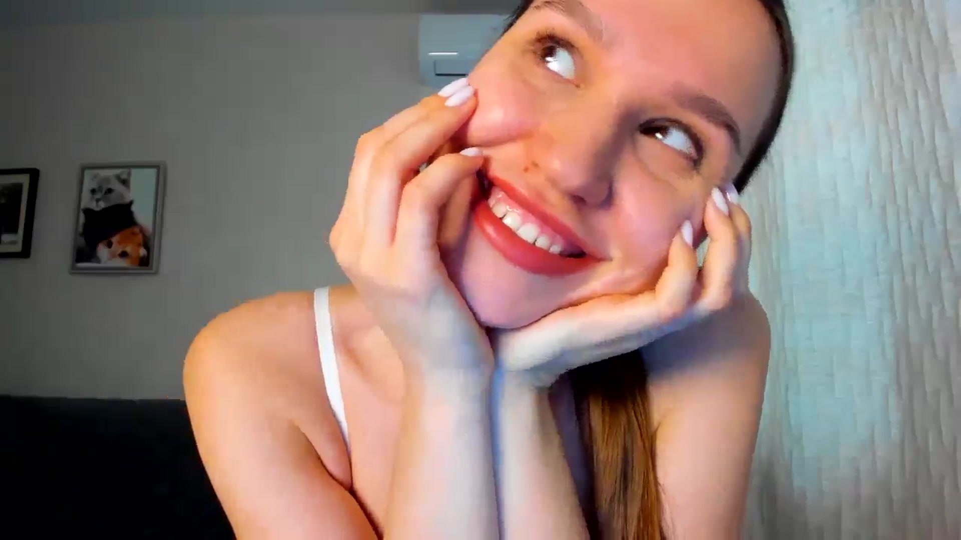 Gallery image thumbnail from WaveOfLove's myfreecams stream on, 03/06/2026, 12:32 image 14 of 20