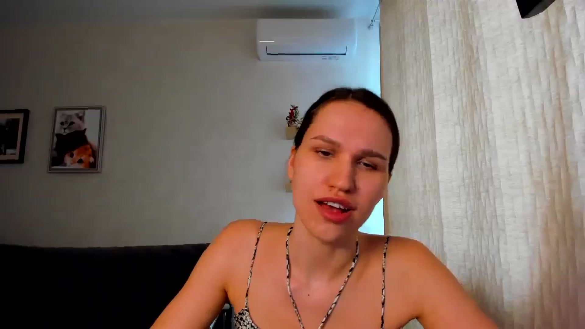 Gallery image thumbnail from WaveOfLove's myfreecams stream on, 03/16/2026, 11:42 image 15 of 20