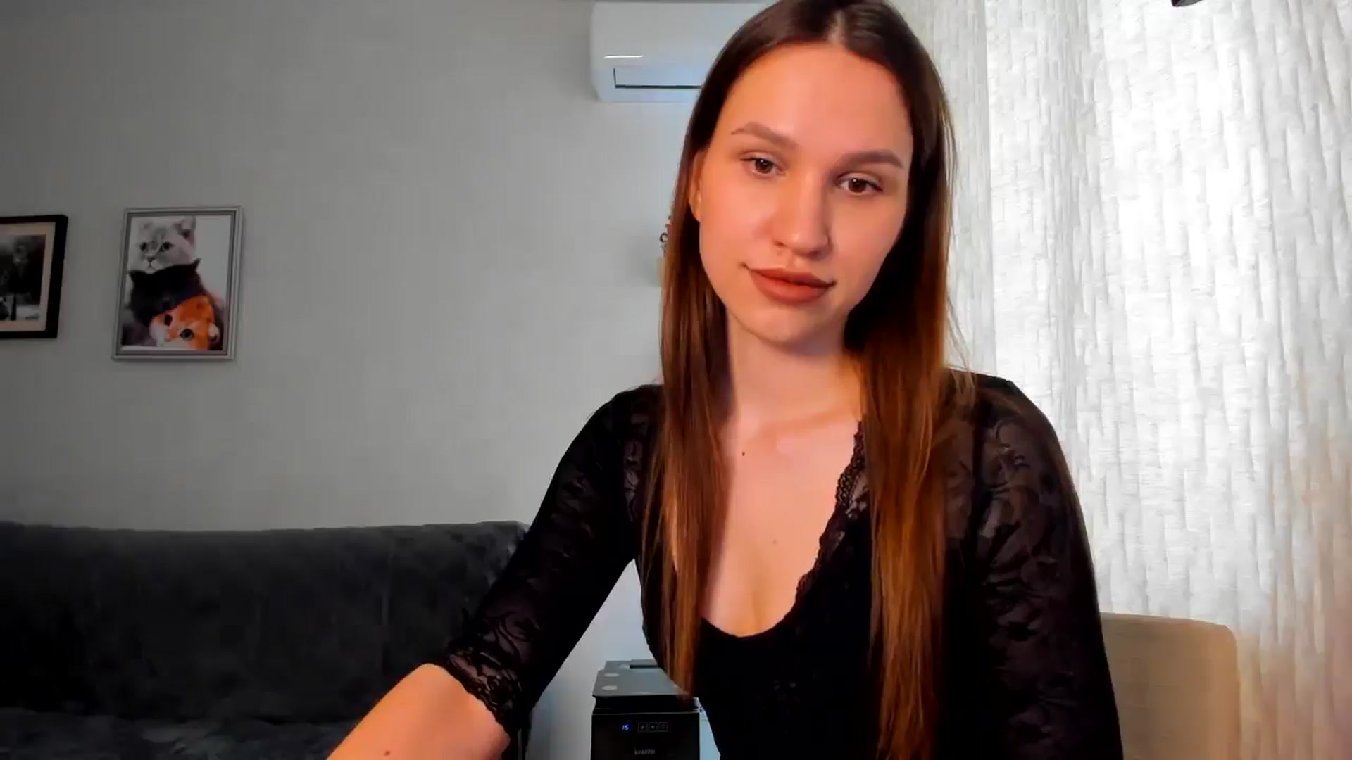Gallery image thumbnail from WaveOfLove's myfreecams stream on, 03/17/2026, 11:06 image 15 of 20