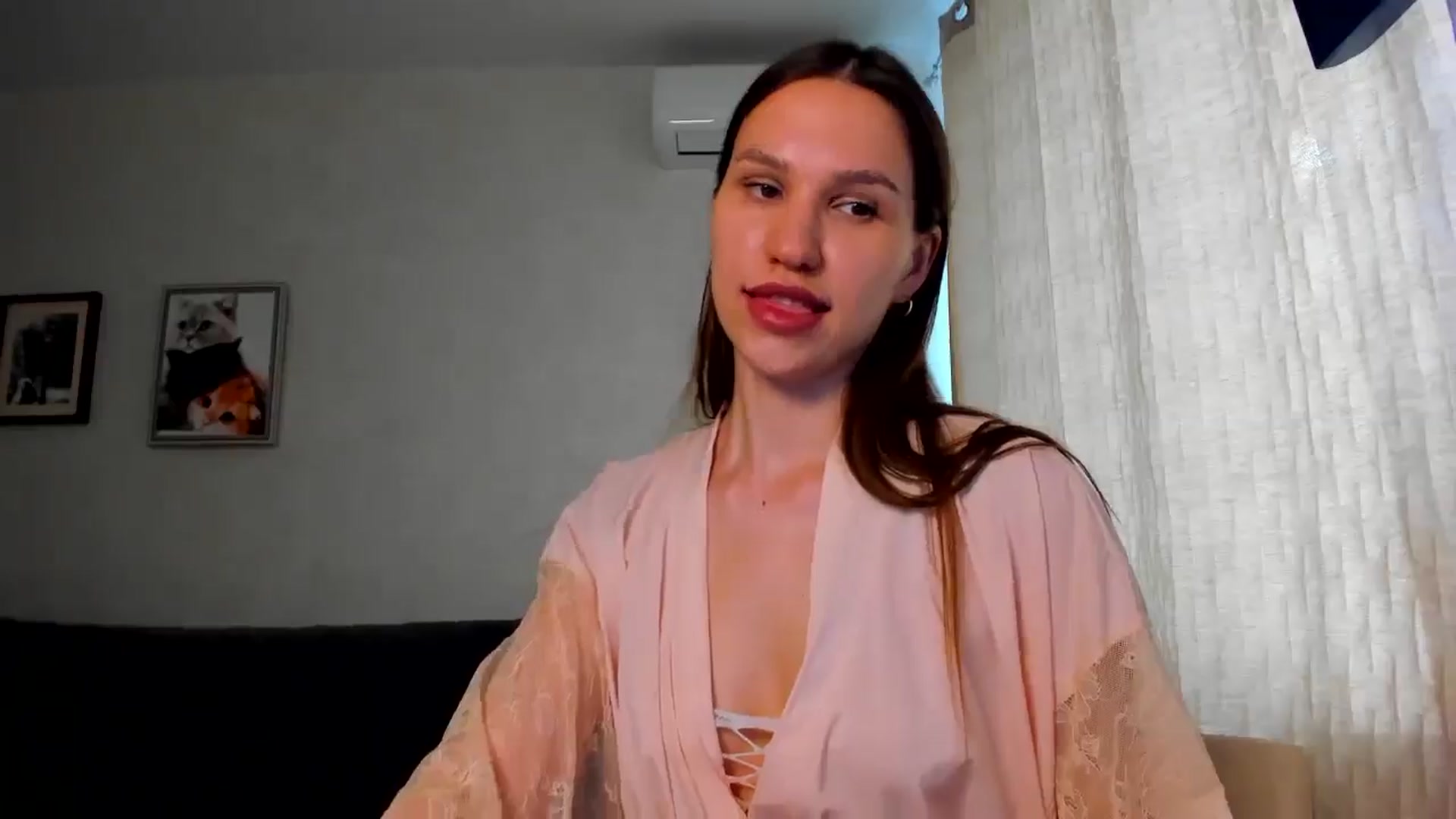 Gallery image thumbnail from WaveOfLove's myfreecams stream on, 03/27/2026, 13:51 image 4 of 20