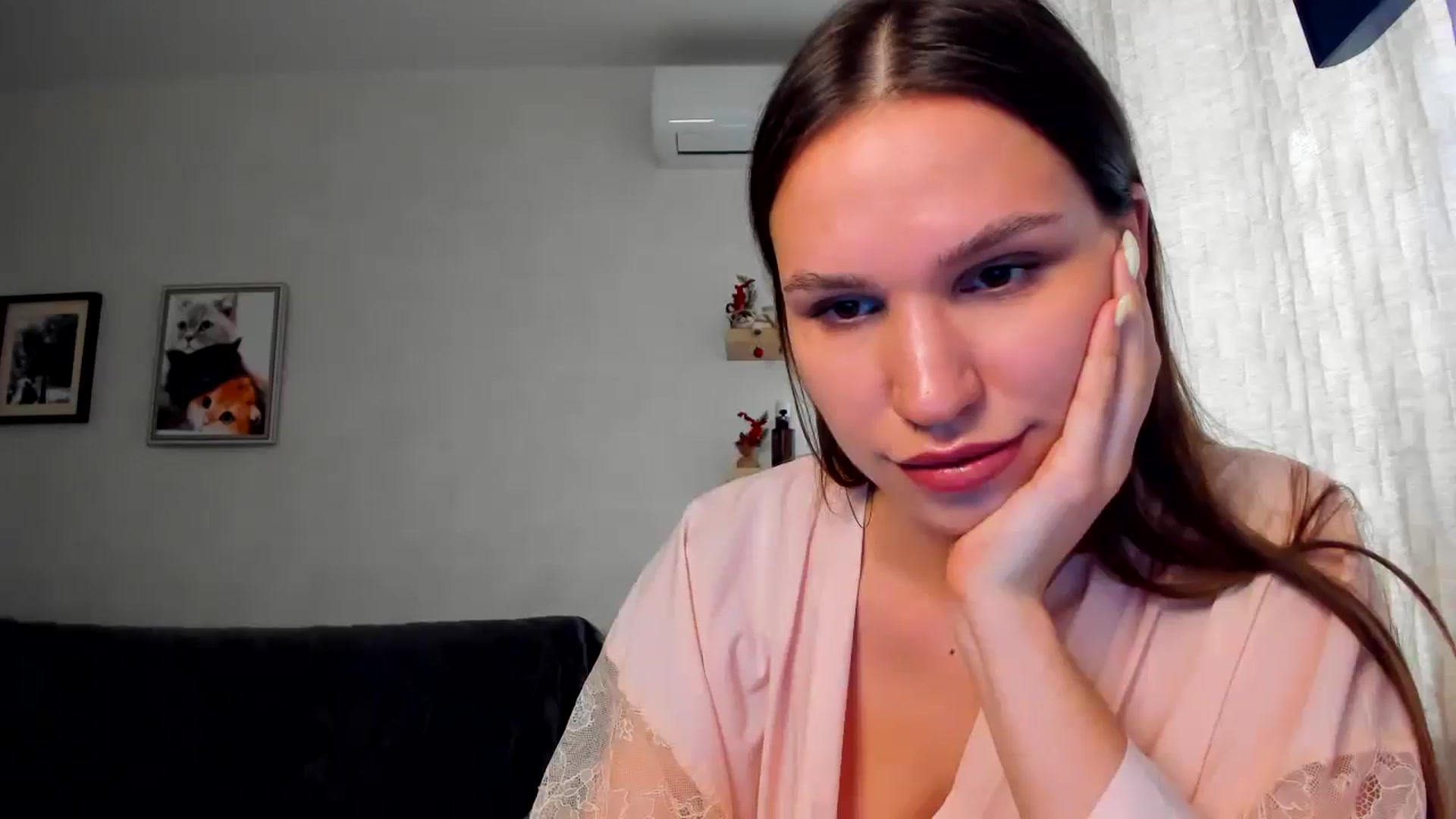 Gallery image thumbnail from WaveOfLove's myfreecams stream on, 03/27/2026, 13:51 image 2 of 20