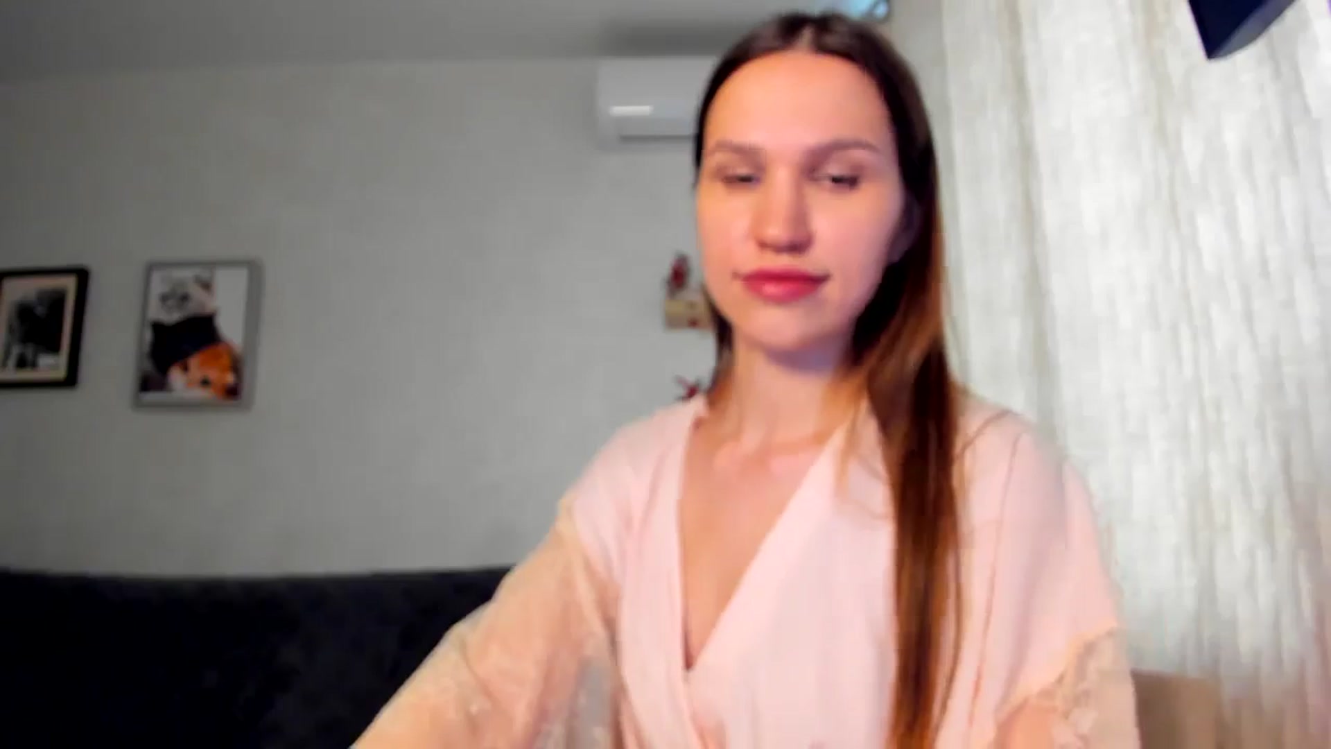 Gallery image thumbnail from WaveOfLove's myfreecams stream on, 03/27/2026, 13:51 image 17 of 20