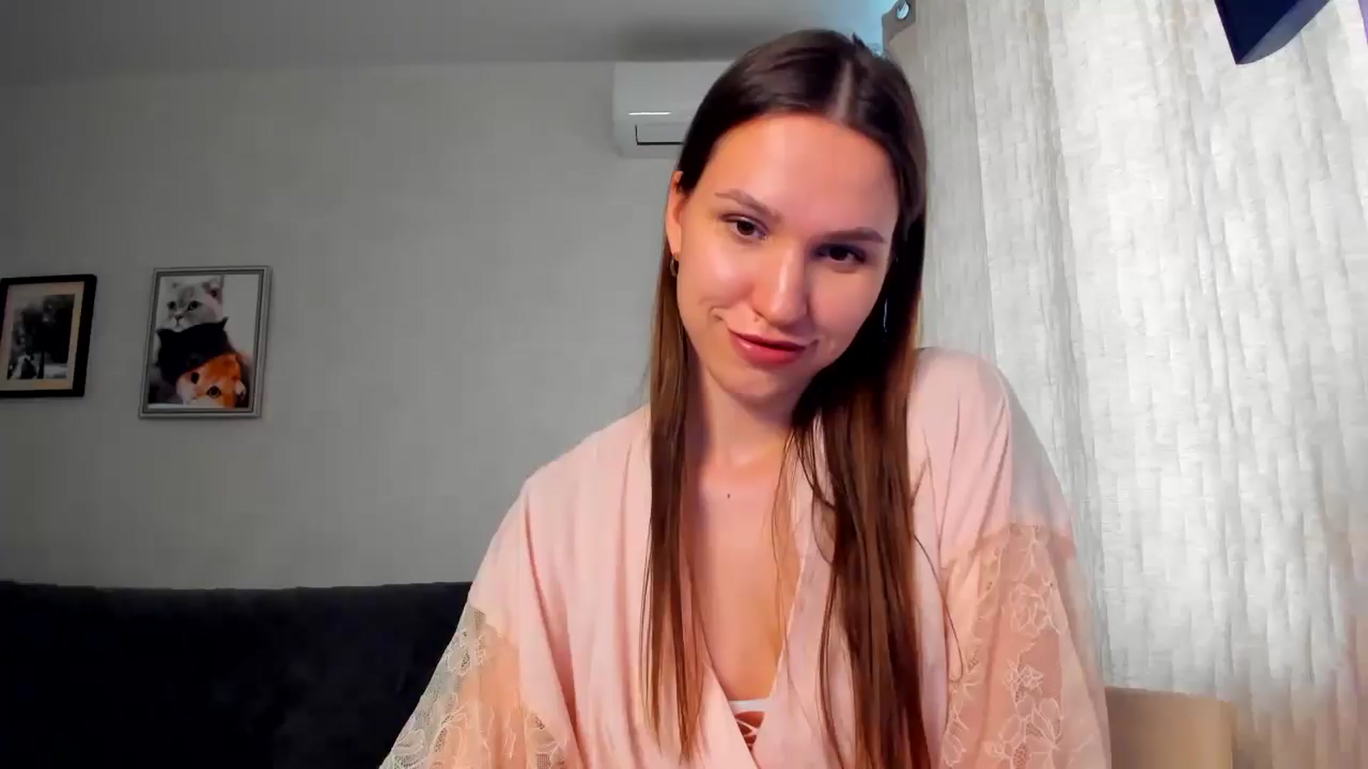 Gallery image thumbnail from WaveOfLove's myfreecams stream on, 03/27/2026, 13:51 image 12 of 20