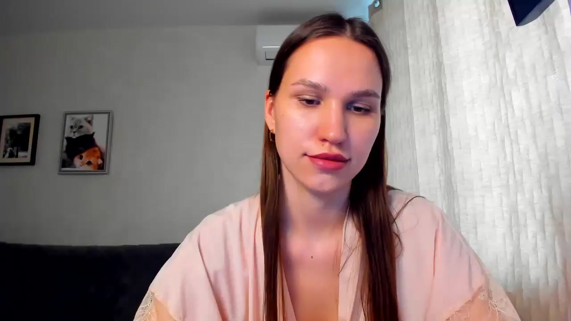 Gallery image thumbnail from WaveOfLove's myfreecams stream on, 03/27/2026, 13:51 image 11 of 20