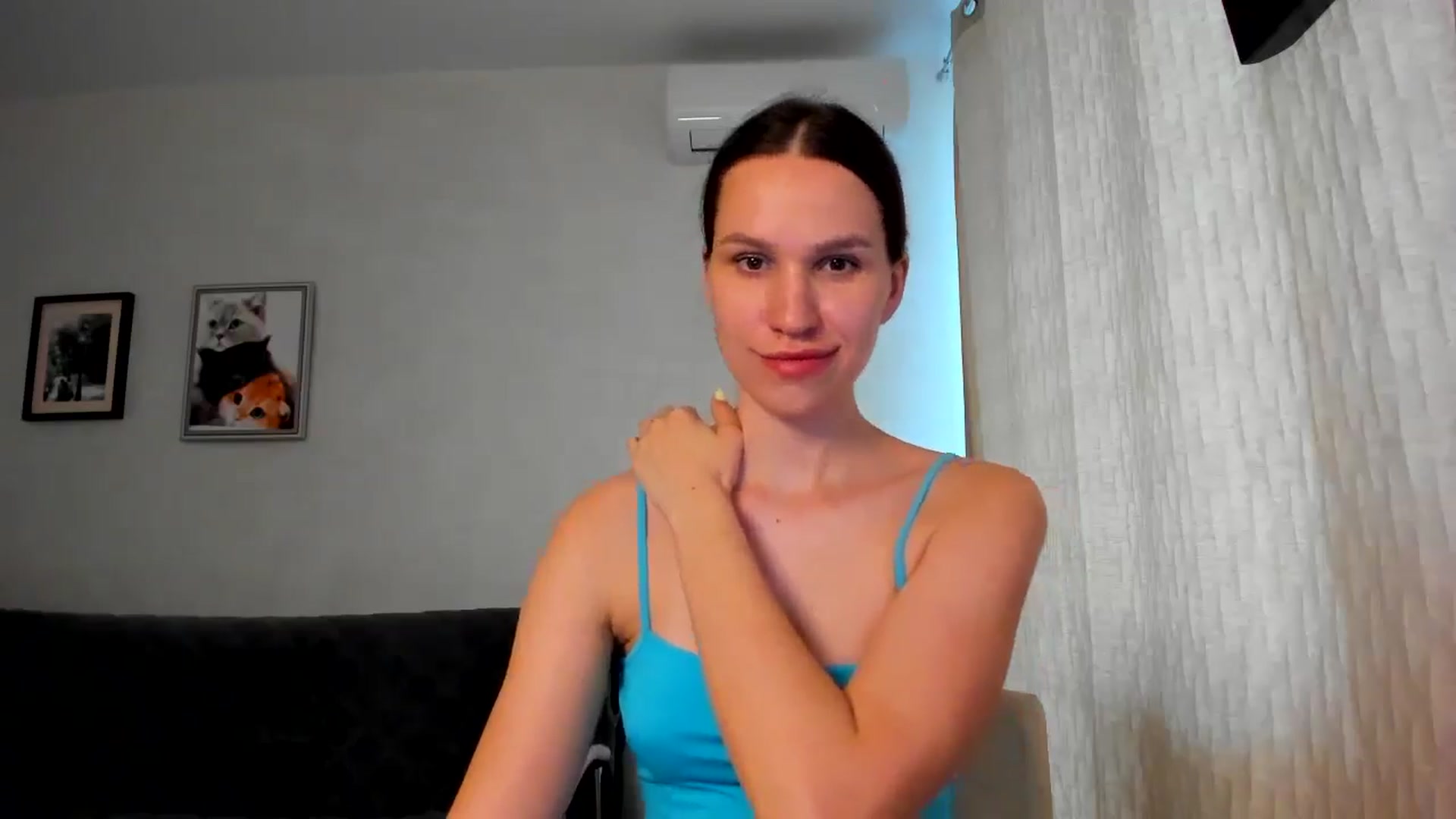 Gallery image thumbnail from WaveOfLove's myfreecams stream on, 03/31/2026, 14:23 image 14 of 20