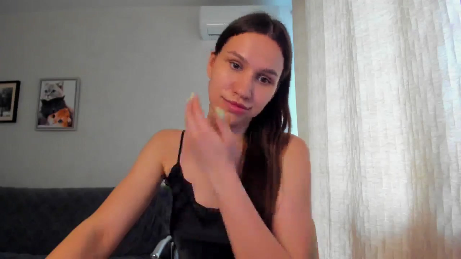 Gallery image thumbnail from WaveOfLove's myfreecams stream on, 04/02/2026, 12:47 image 13 of 20