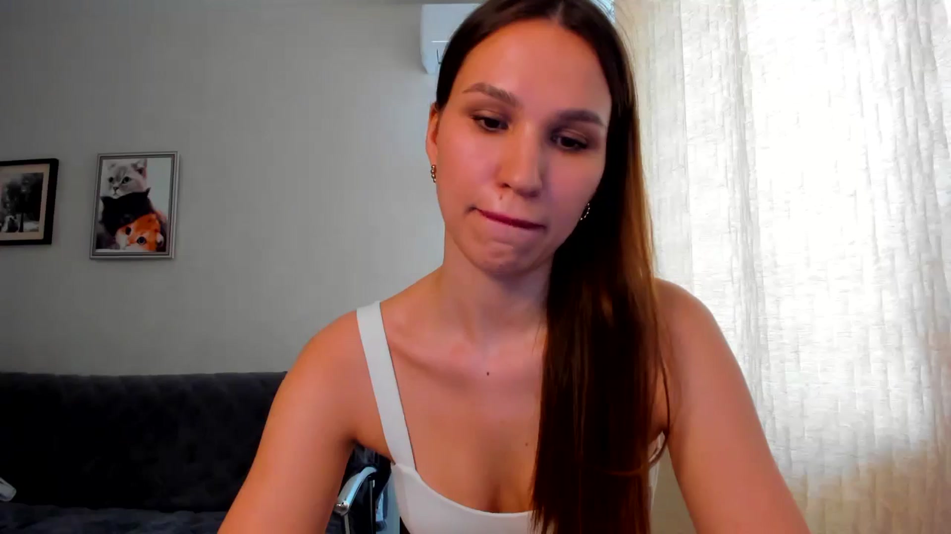 Gallery image thumbnail from WaveOfLove's myfreecams stream on, 04/03/2026, 11:18 image 17 of 20