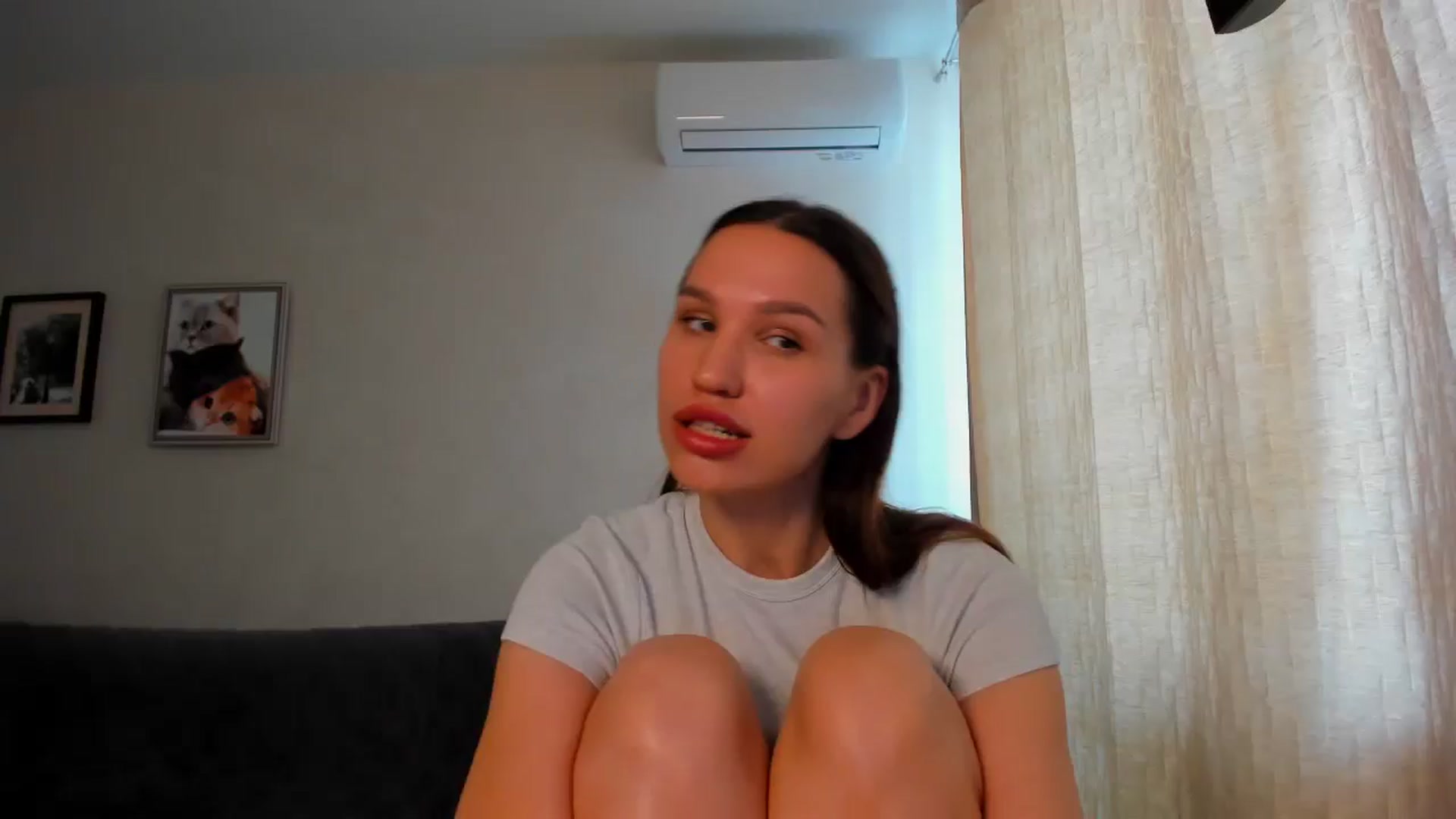 Gallery image thumbnail from WaveOfLove's myfreecams stream on, 04/10/2026, 11:43 image 15 of 20