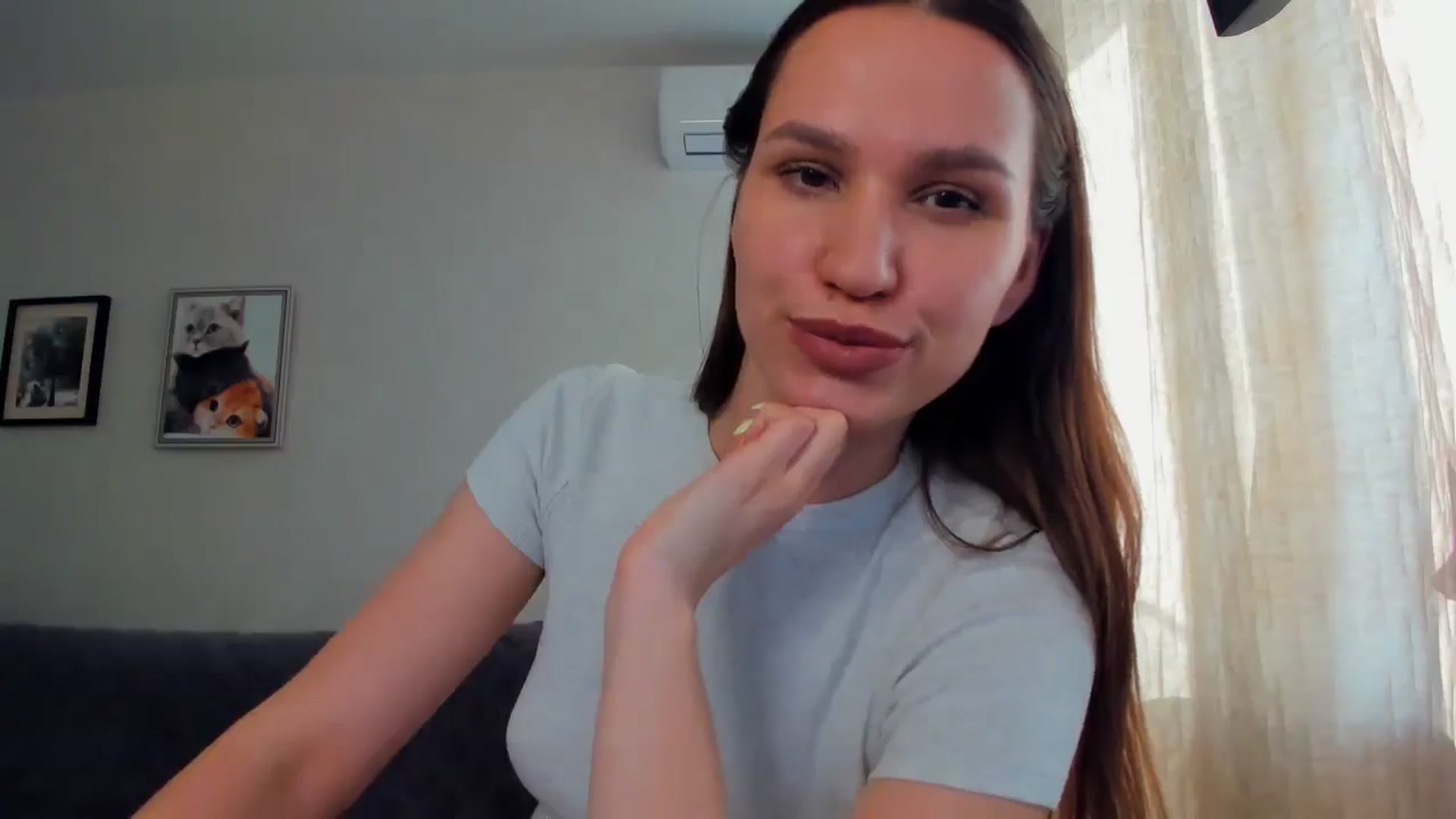 Gallery image thumbnail from WaveOfLove's myfreecams stream on, 04/10/2026, 14:03 image 12 of 20