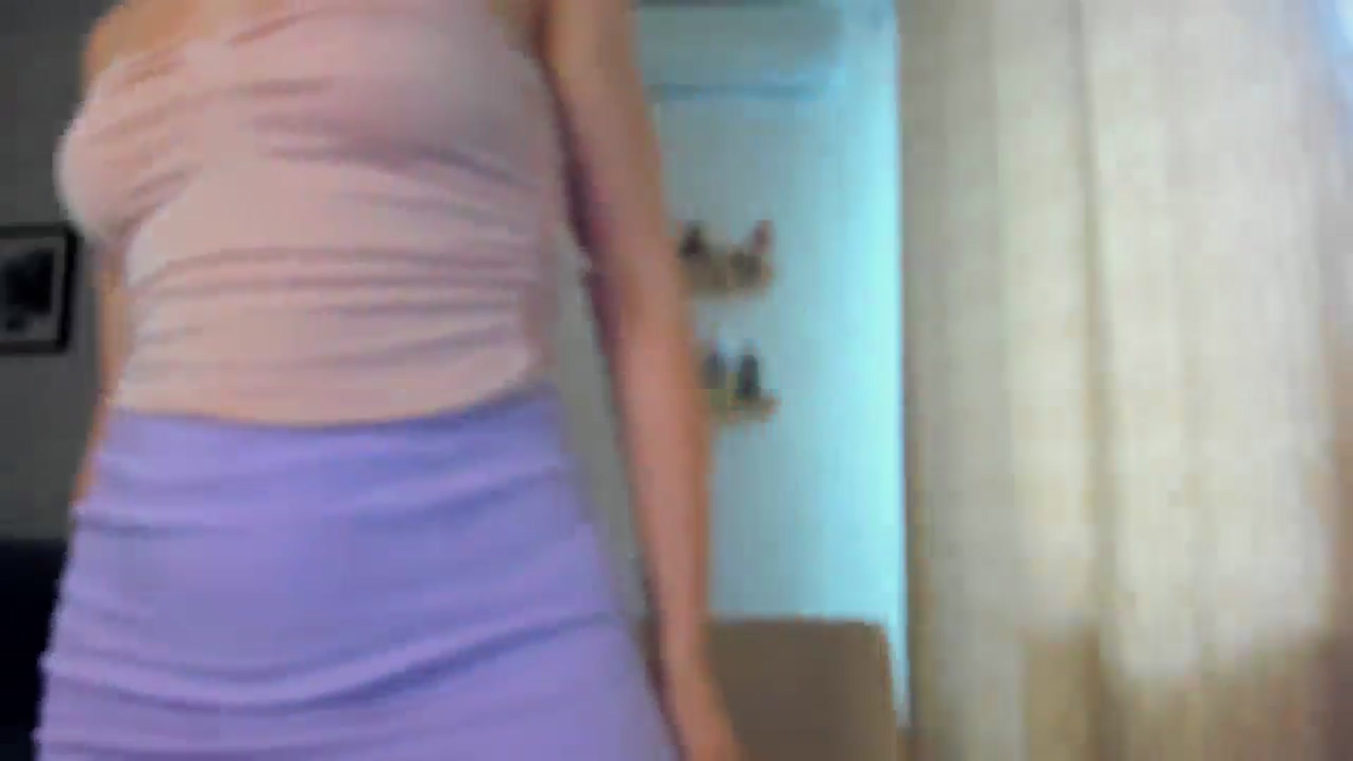 Gallery image thumbnail from WaveOfLove's myfreecams stream on, 04/18/2026, 13:47 image 16 of 20