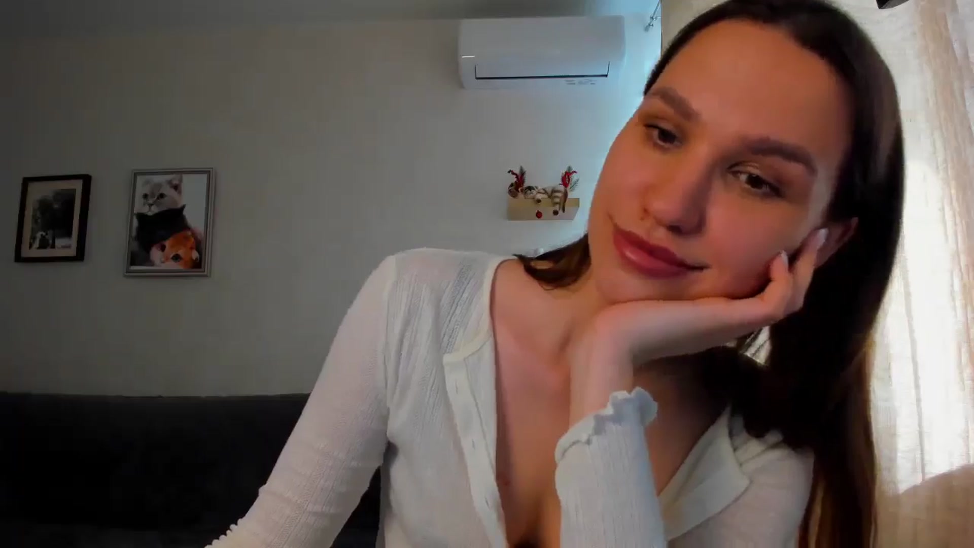 Gallery image thumbnail from WaveOfLove's myfreecams stream on, 04/23/2026, 13:02 image 12 of 20