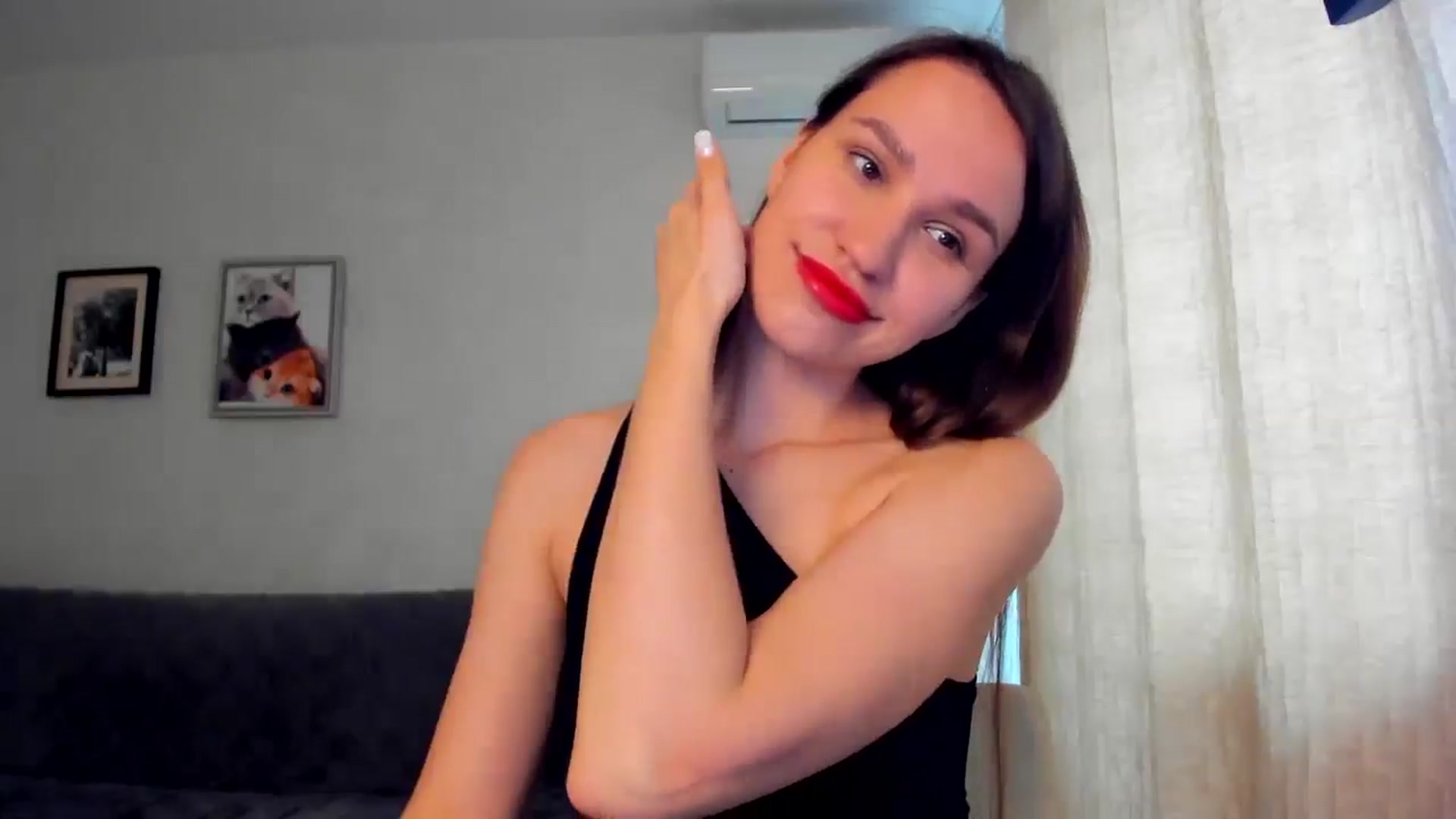 Gallery image thumbnail from WaveOfLove's myfreecams stream on, 04/24/2026, 13:08 image 17 of 20