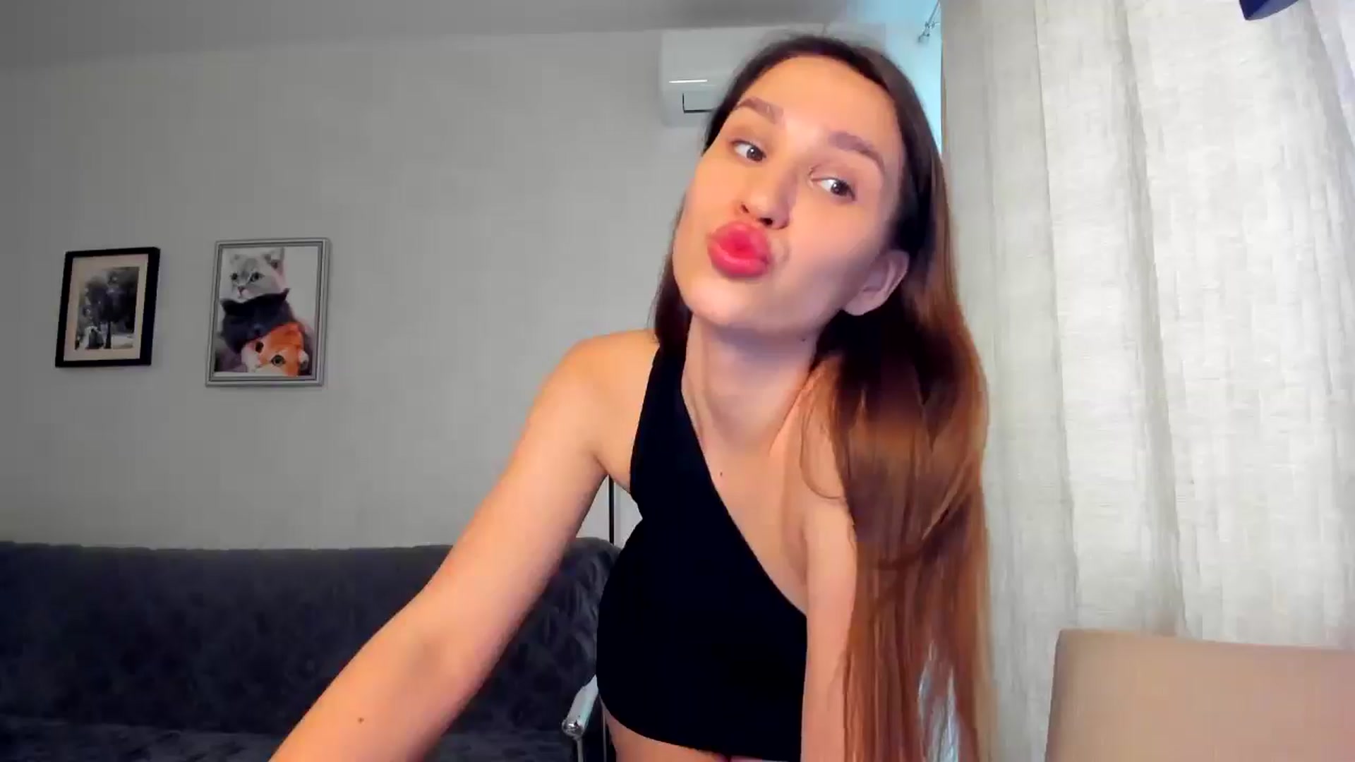 Gallery image thumbnail from WaveOfLove's myfreecams stream on, 04/24/2026, 13:08 image 8 of 20