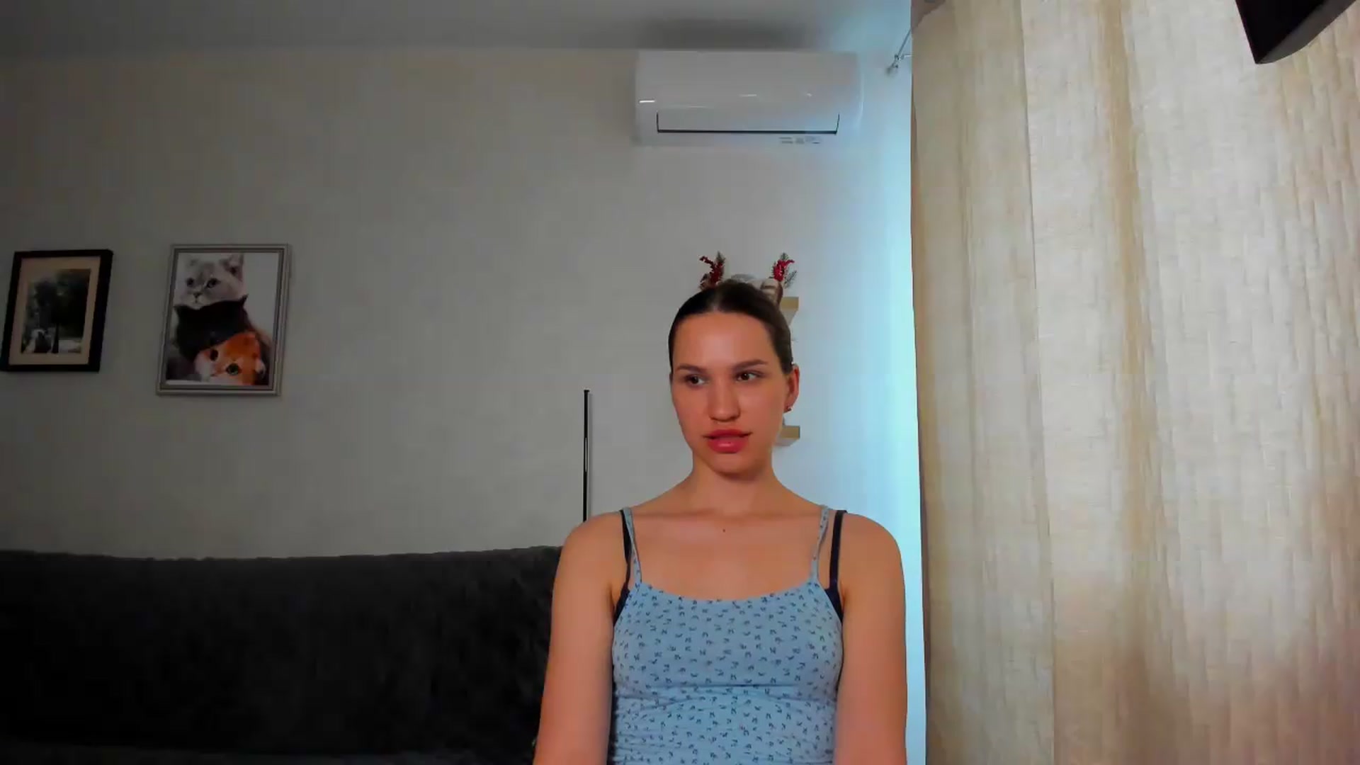 Gallery image thumbnail from WaveOfLove's myfreecams stream on, 05/14/2026, 11:16 image 16 of 20