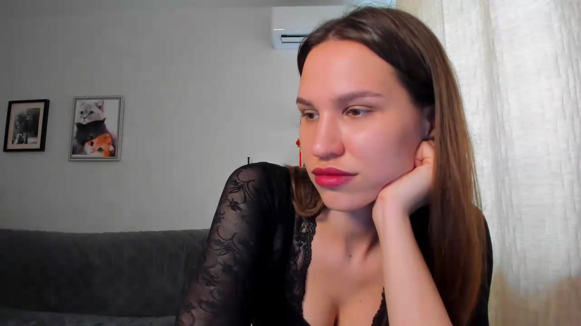 Gallery image thumbnail from WaveOfLove's myfreecams stream on, 05/20/2026, 10:53 image 11 of 20