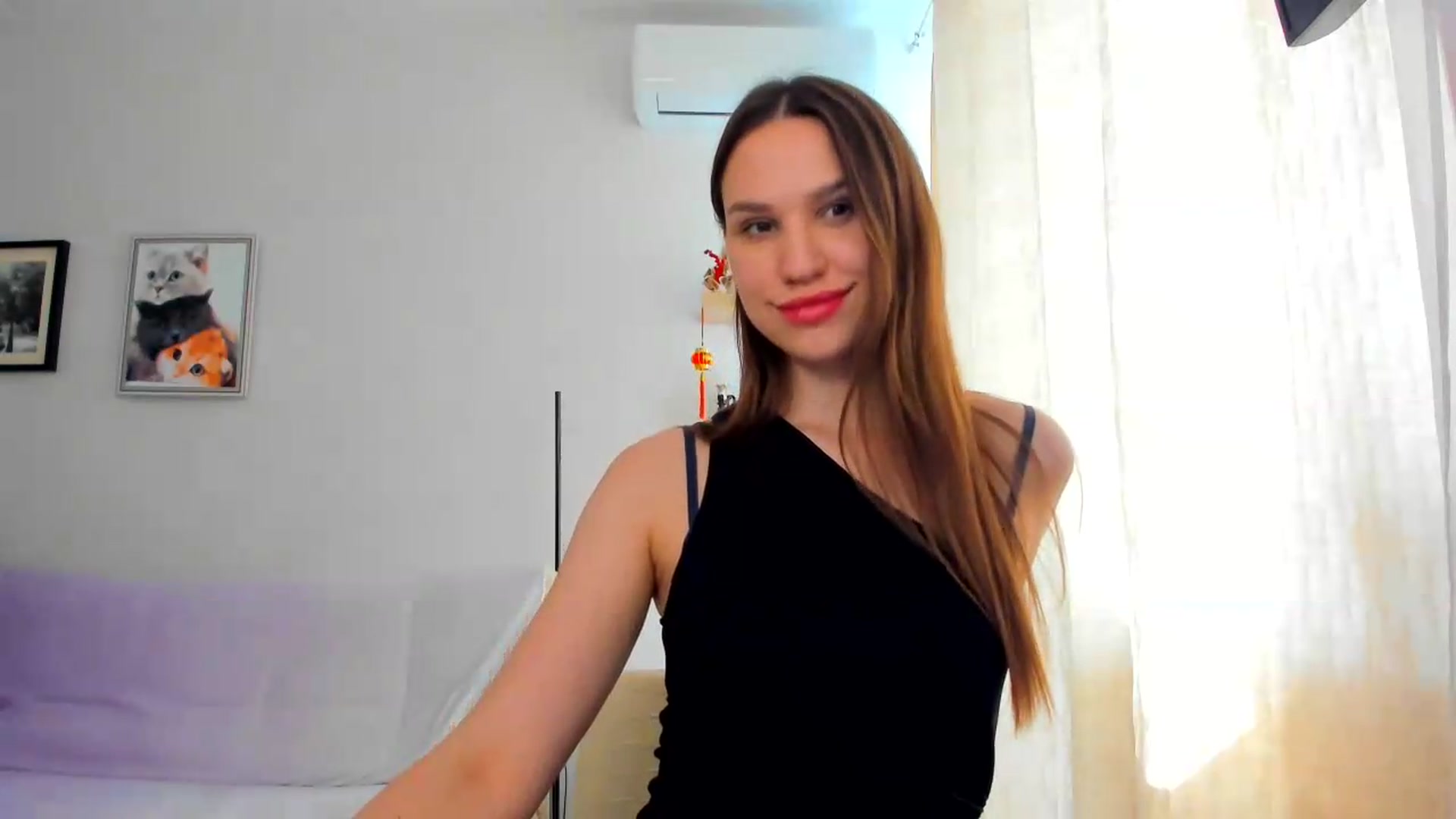 Gallery image thumbnail from WaveOfLove's myfreecams stream on, 05/28/2026, 12:55 image 3 of 20
