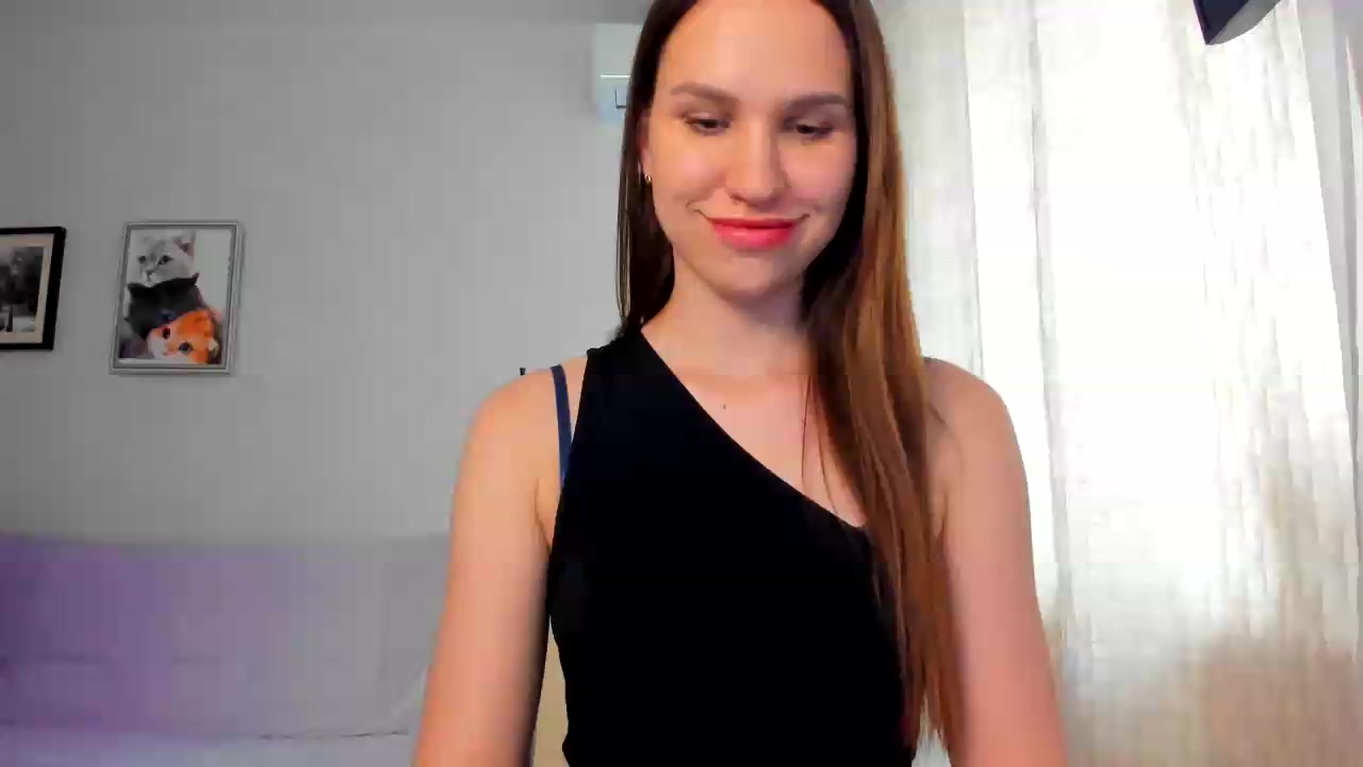 Gallery image thumbnail from WaveOfLove's myfreecams stream on, 05/28/2026, 12:55 image 14 of 20
