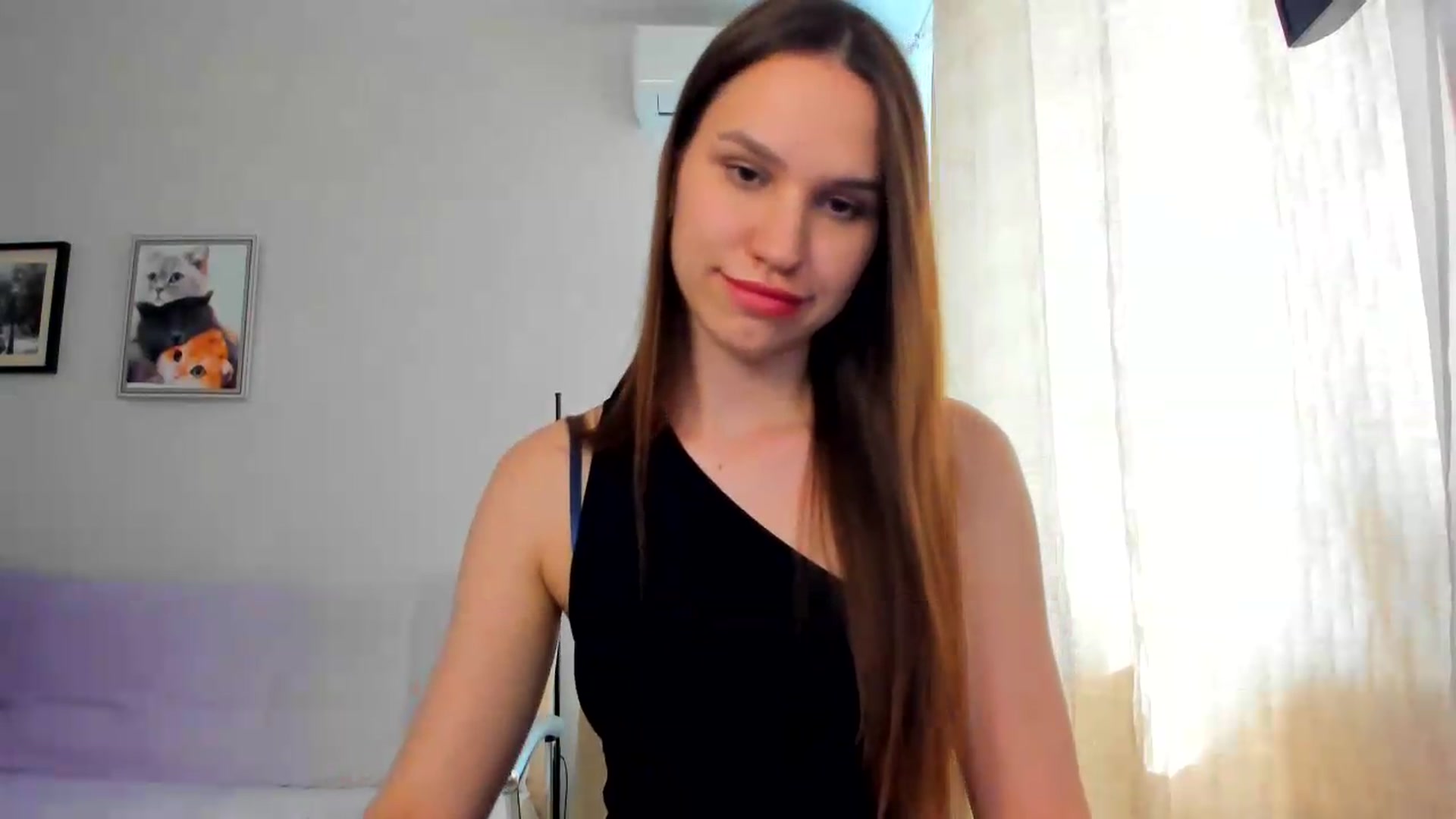 Gallery image thumbnail from WaveOfLove's myfreecams stream on, 05/28/2026, 12:55 image 10 of 20