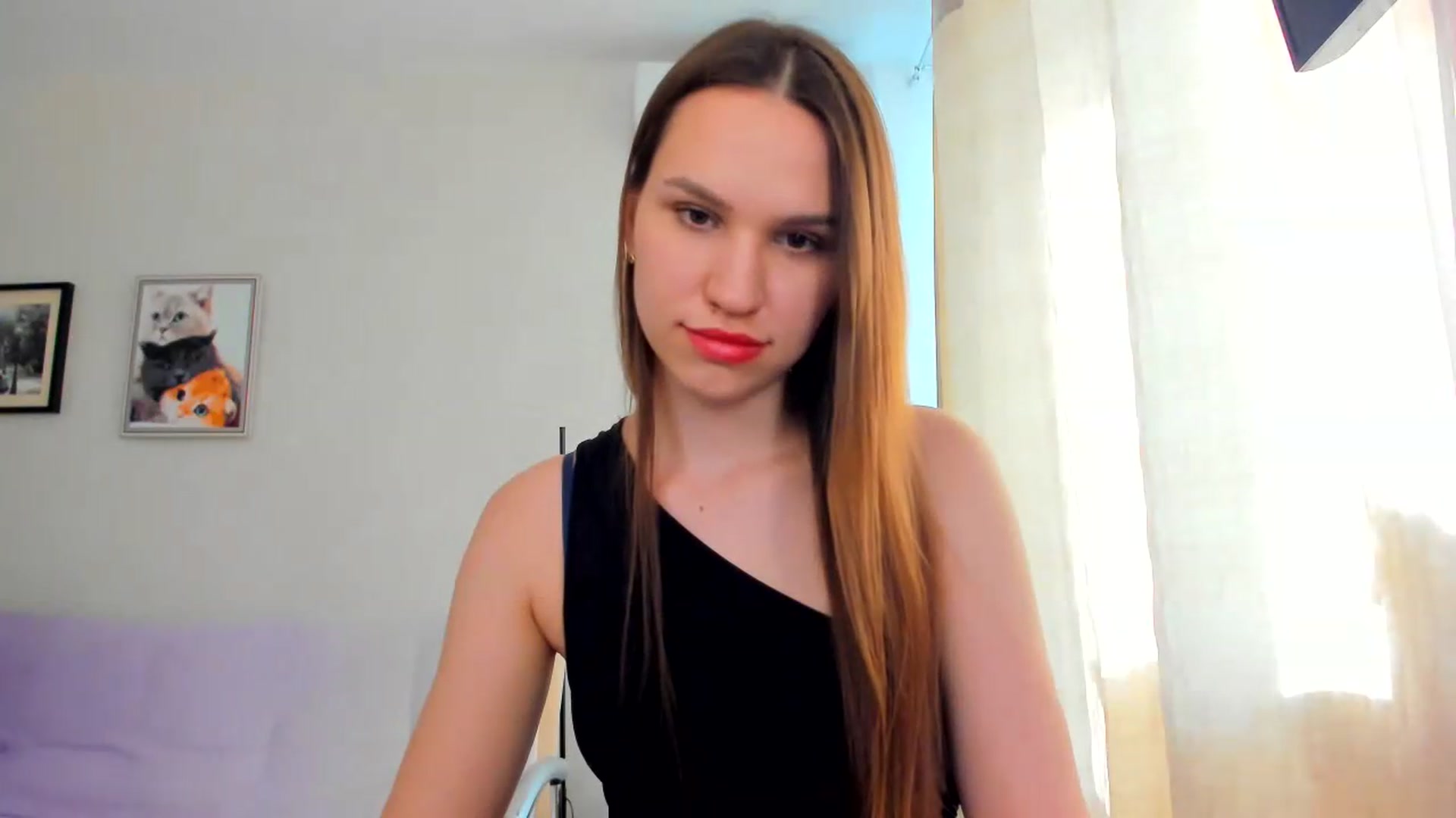 Gallery image thumbnail from WaveOfLove's myfreecams stream on, 05/28/2026, 14:12 image 6 of 20
