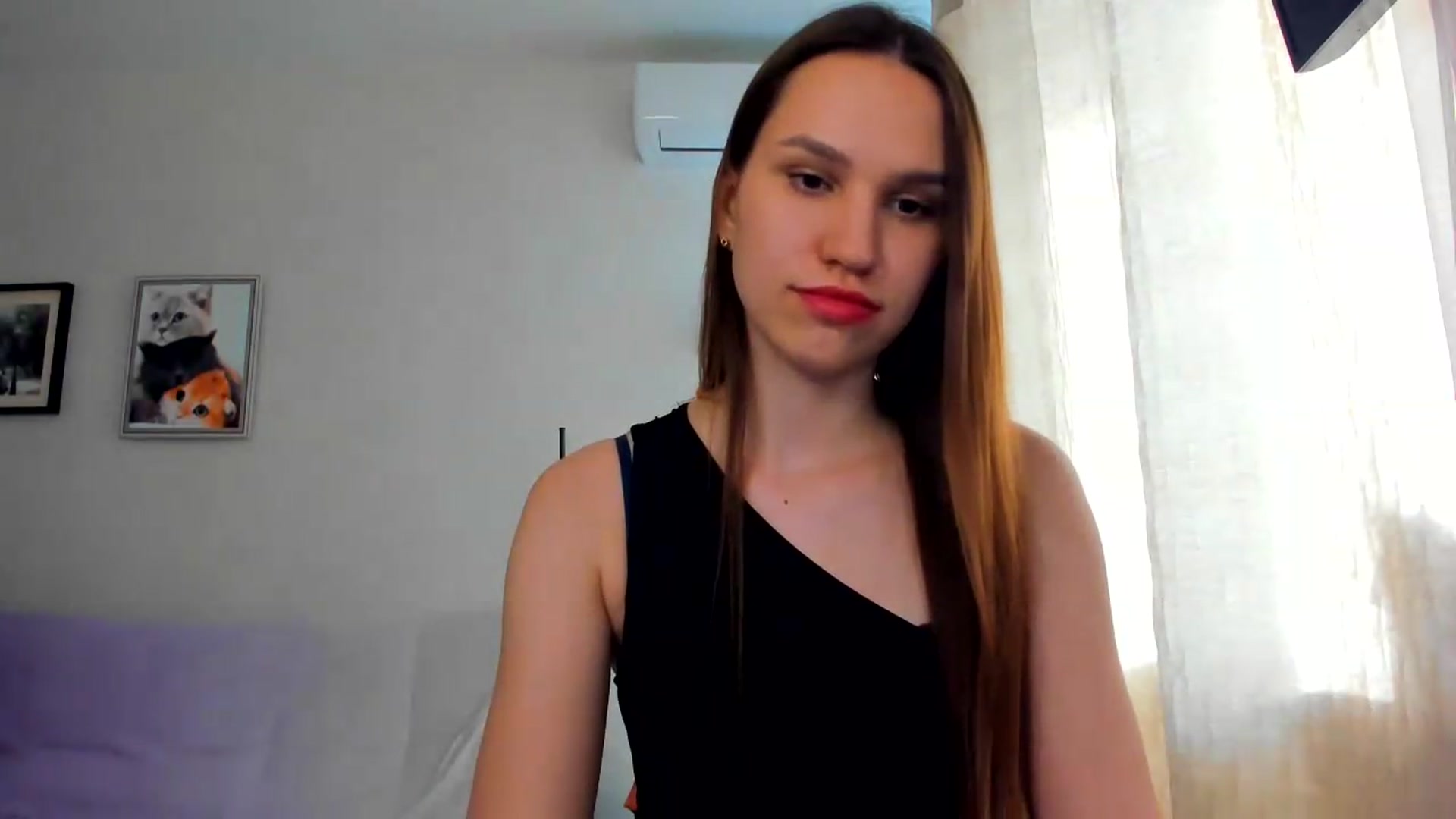 Gallery image thumbnail from WaveOfLove's myfreecams stream on, 05/28/2026, 14:12 image 3 of 20
