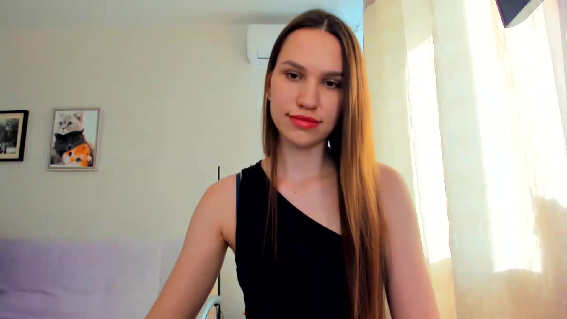 Gallery image thumbnail from WaveOfLove's myfreecams stream on, 05/28/2026, 14:12 image 10 of 20
