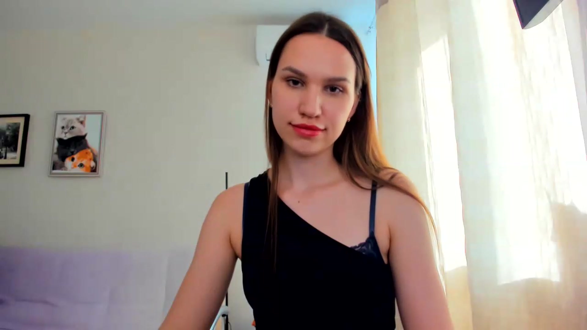 Gallery image thumbnail from WaveOfLove's myfreecams stream on, 05/28/2026, 14:12 image 16 of 20