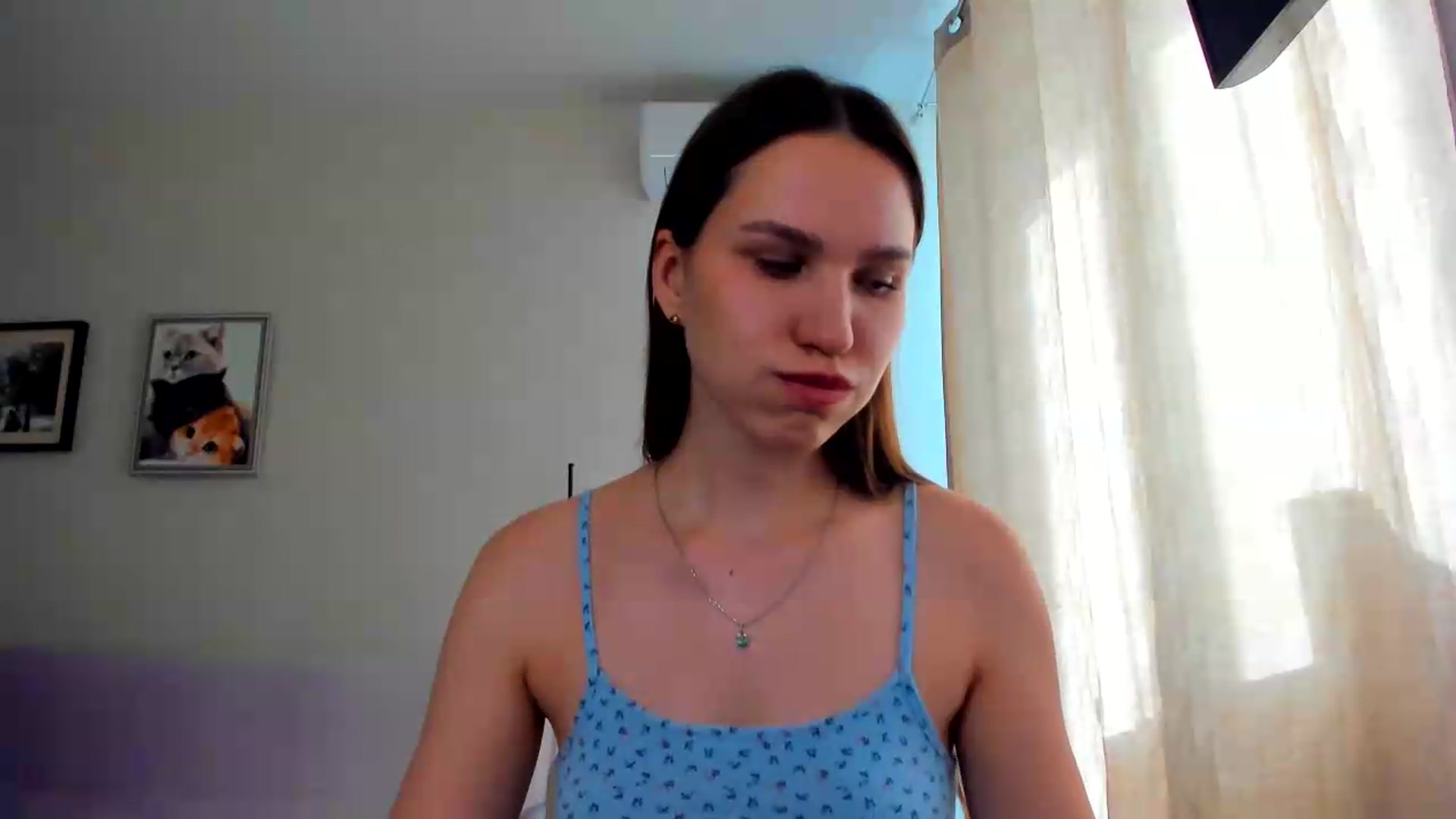 Gallery image thumbnail from WaveOfLove's myfreecams stream on, 06/03/2026, 14:06 image 13 of 20