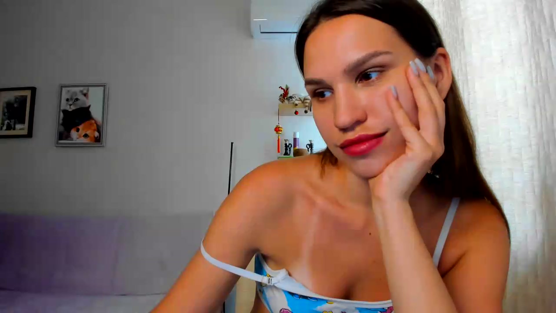 Gallery image thumbnail from WaveOfLove's myfreecams stream on, 06/16/2026, 11:41 image 13 of 20