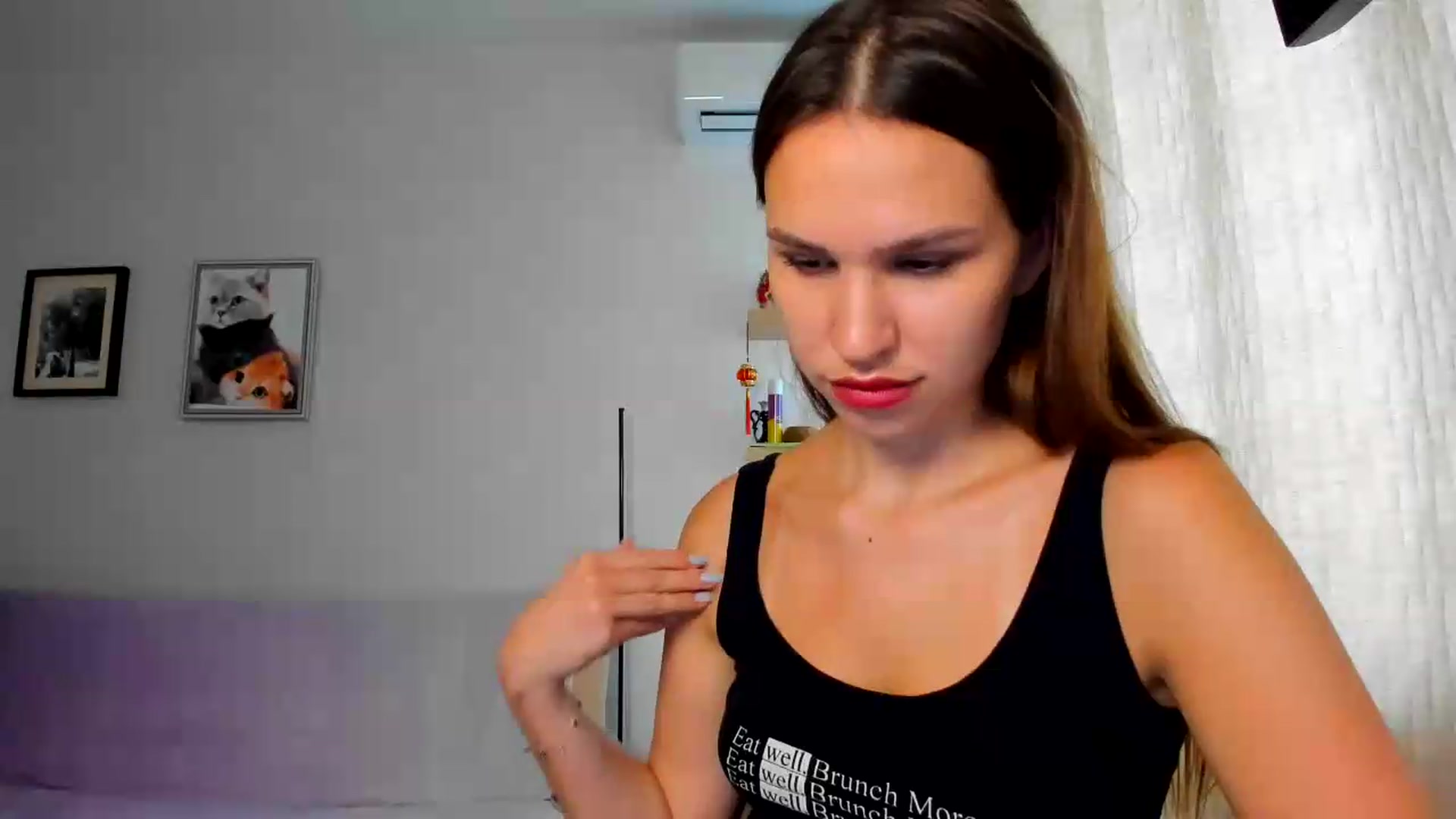 Gallery image thumbnail from WaveOfLove's myfreecams stream on, 06/23/2026, 11:03 image 14 of 20