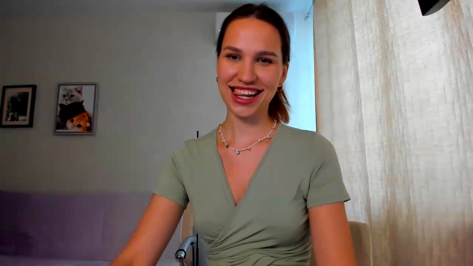 Gallery image thumbnail from WaveOfLove's myfreecams stream on, 06/25/2026, 10:19 image 5 of 20