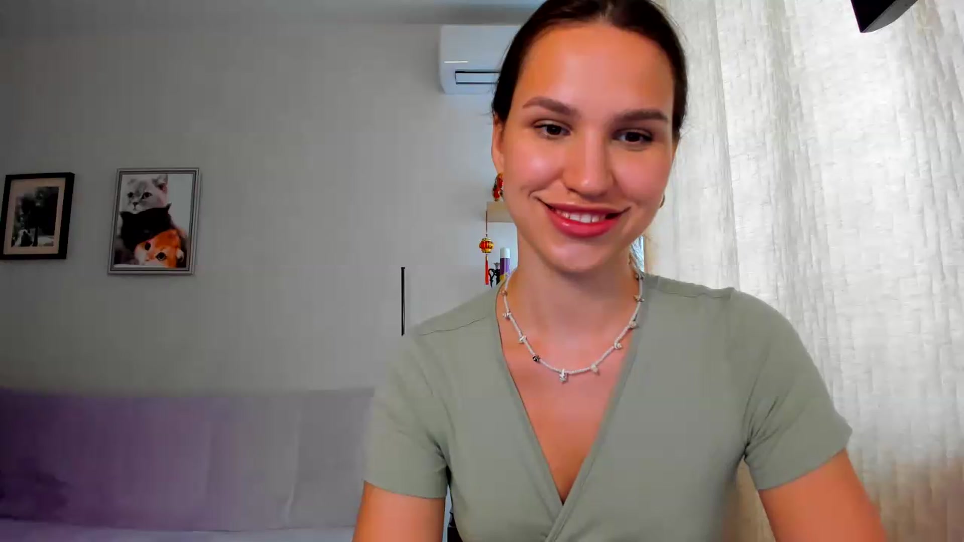 Gallery image thumbnail from WaveOfLove's myfreecams stream on, 06/25/2026, 10:19 image 14 of 20