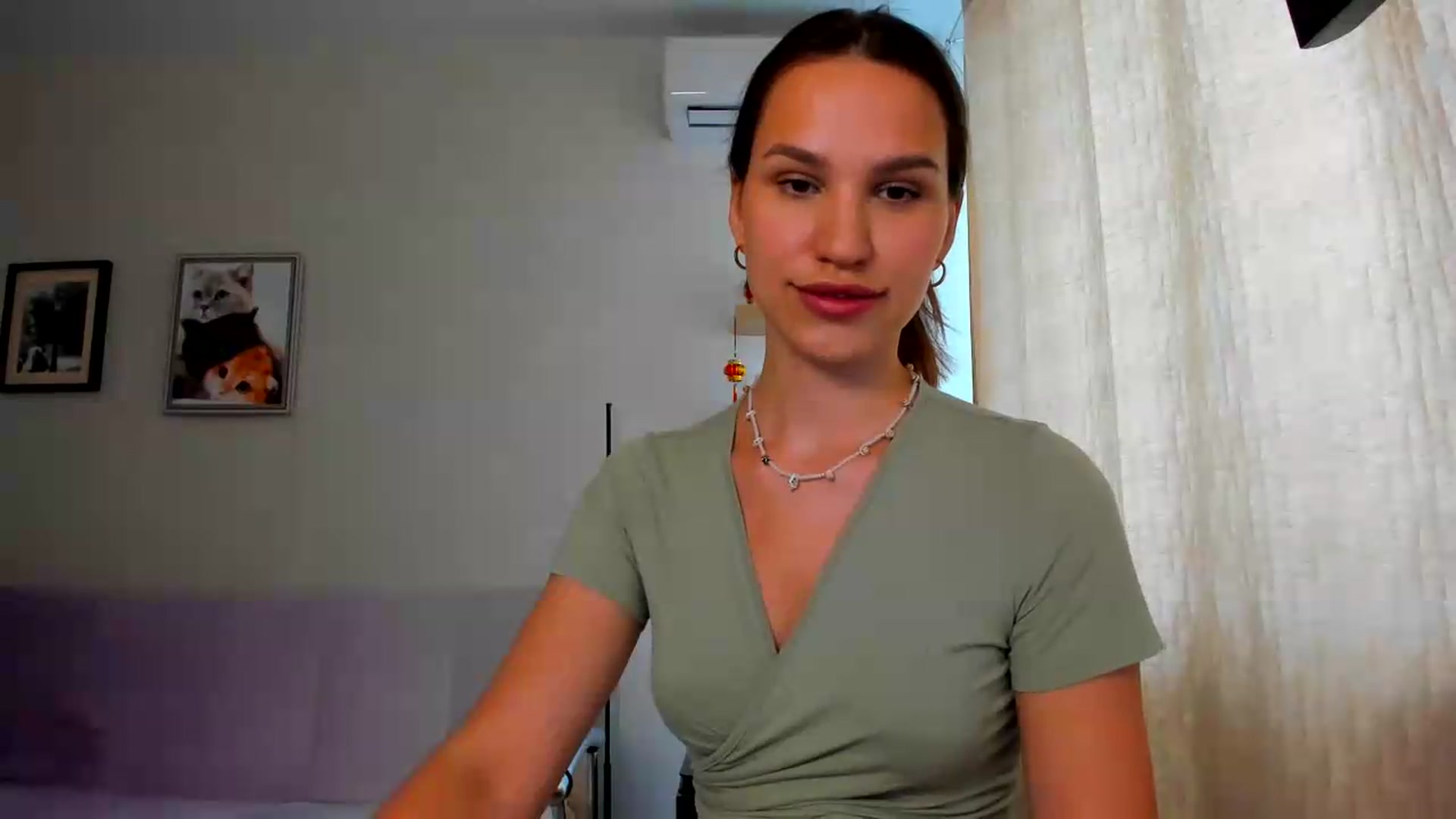 Gallery image thumbnail from WaveOfLove's myfreecams stream on, 06/25/2026, 10:19 image 17 of 20