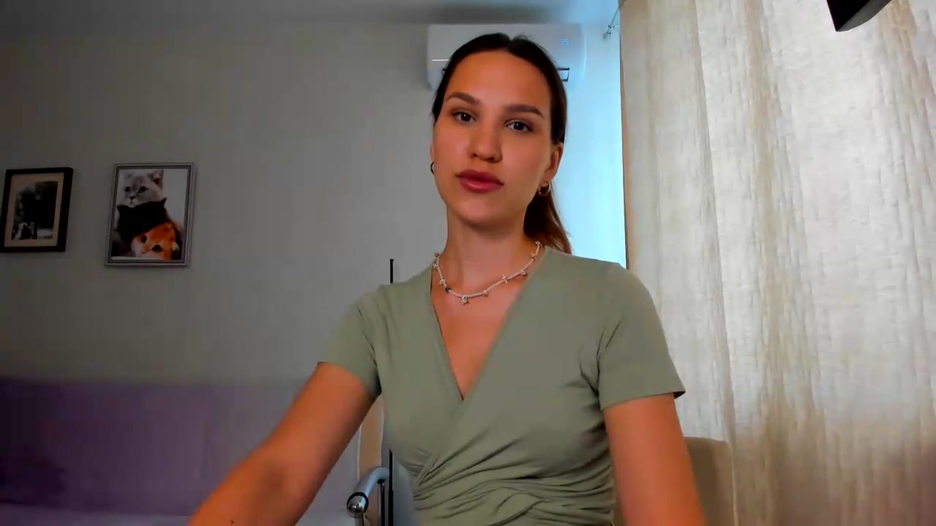 Gallery image thumbnail from WaveOfLove's myfreecams stream on, 06/25/2026, 10:19 image 6 of 20