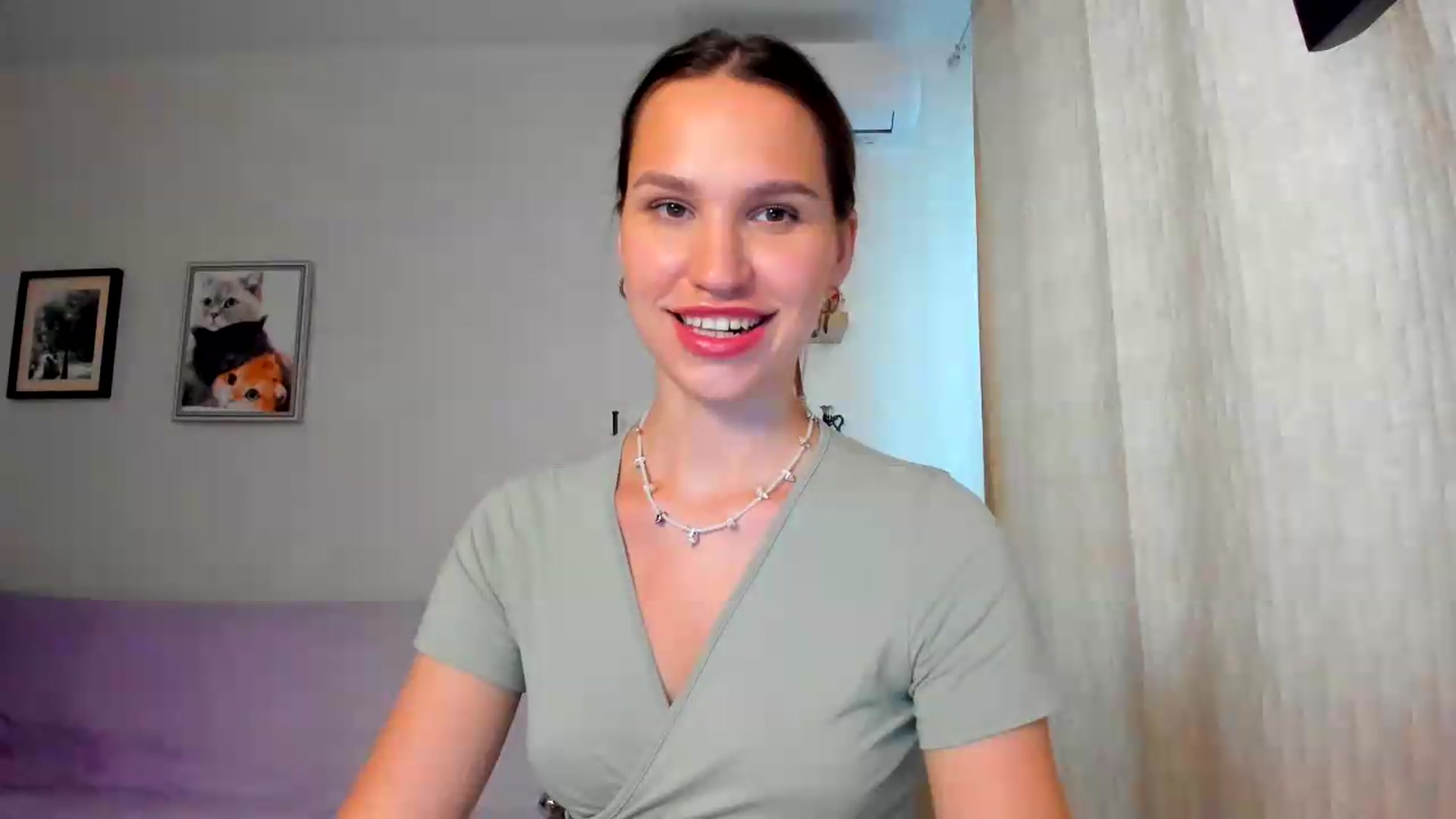 Gallery image thumbnail from WaveOfLove's myfreecams stream on, 06/25/2026, 12:25 image 19 of 20