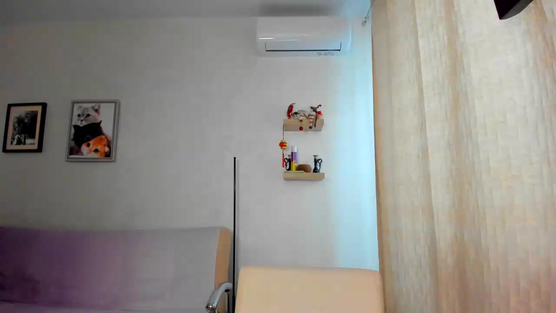 Gallery image thumbnail from WaveOfLove's myfreecams stream on, 06/25/2026, 12:25 image 16 of 20