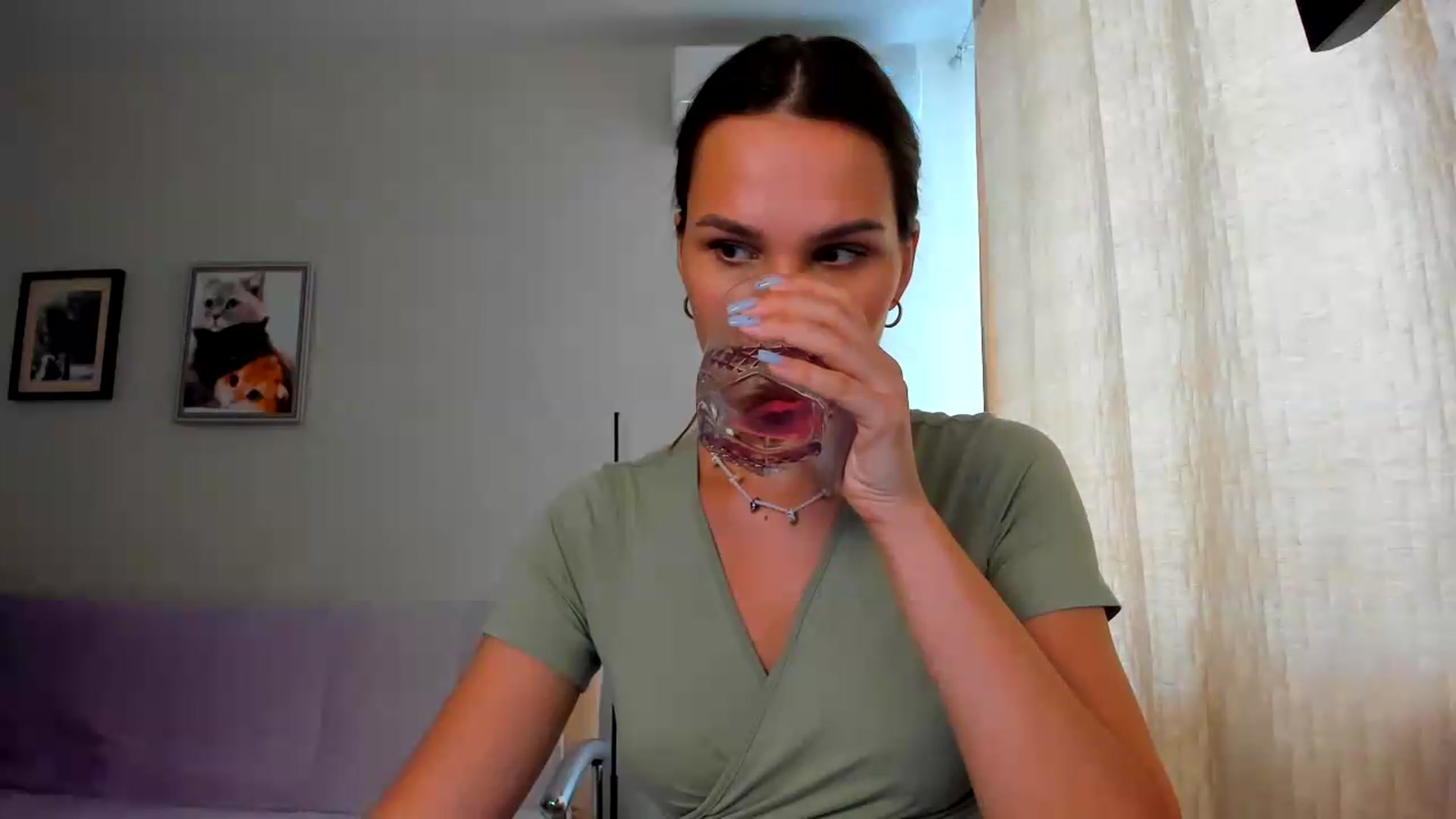 Gallery image thumbnail from WaveOfLove's myfreecams stream on, 06/25/2026, 12:25 image 6 of 20