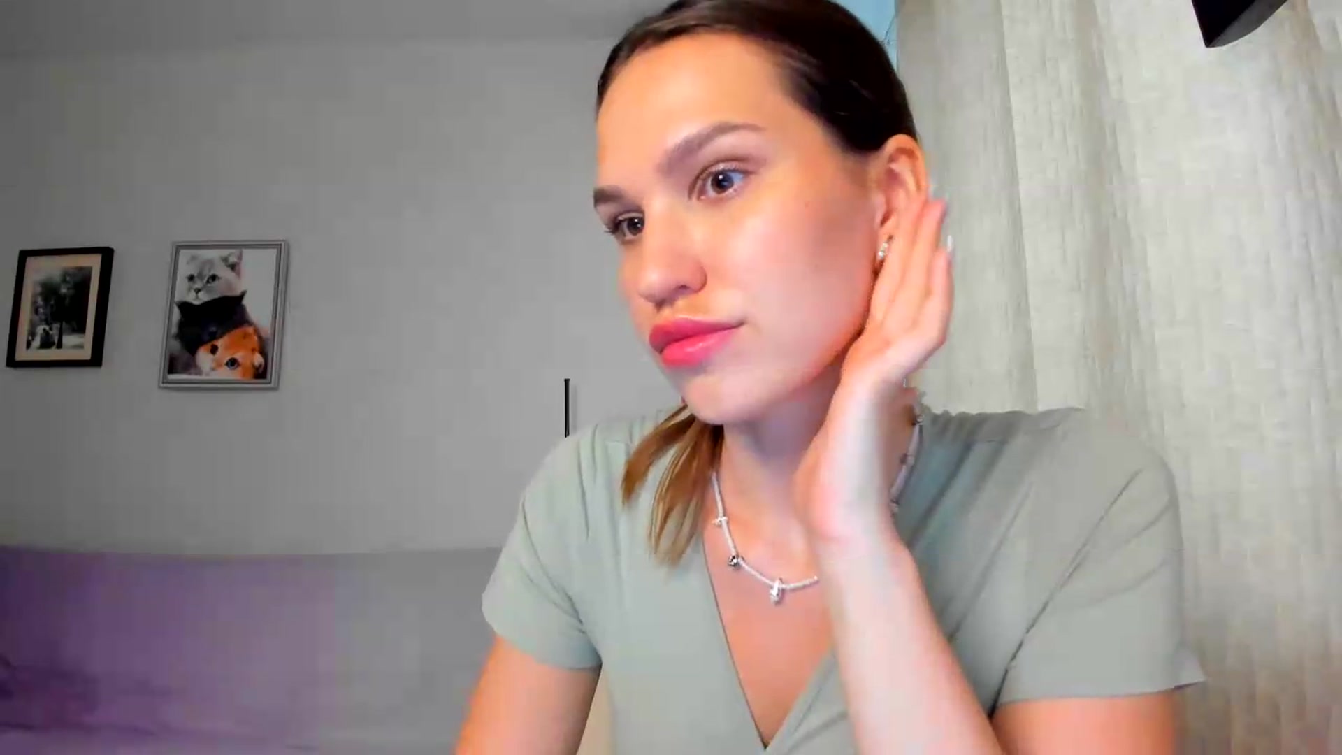Gallery image thumbnail from WaveOfLove's myfreecams stream on, 06/25/2026, 12:25 image 15 of 20