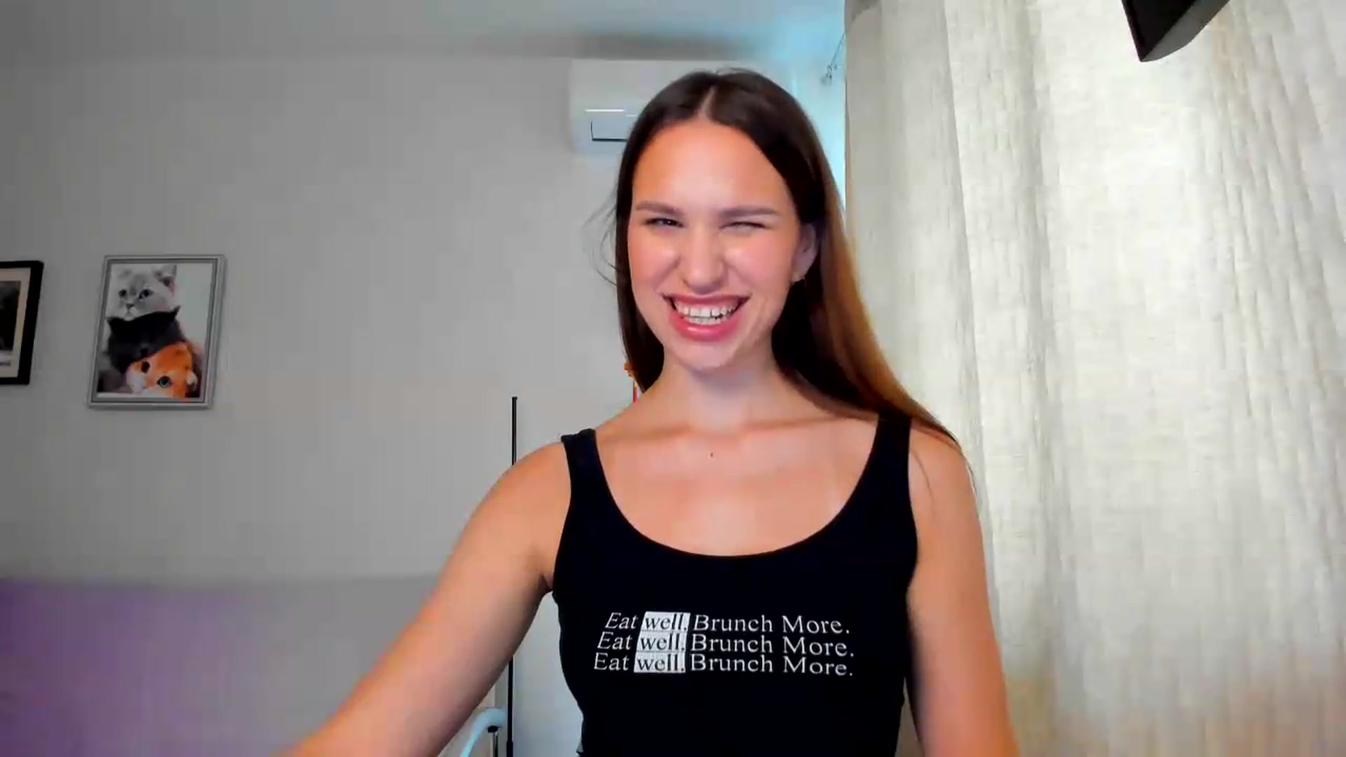 Gallery image thumbnail from WaveOfLove's myfreecams stream on, 06/26/2026, 10:32 image 8 of 20