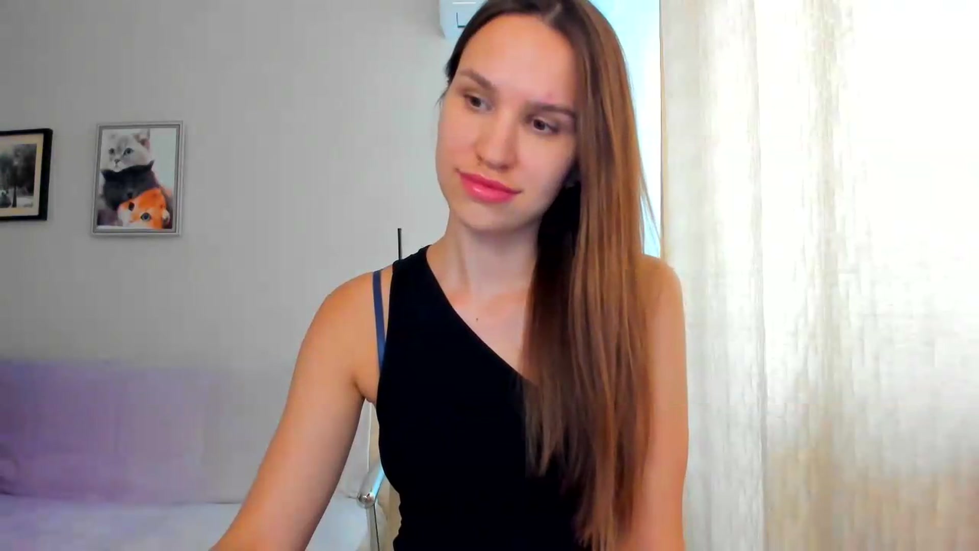 Gallery image thumbnail from WaveOfLove's myfreecams stream on, 06/29/2026, 11:58 image 10 of 20