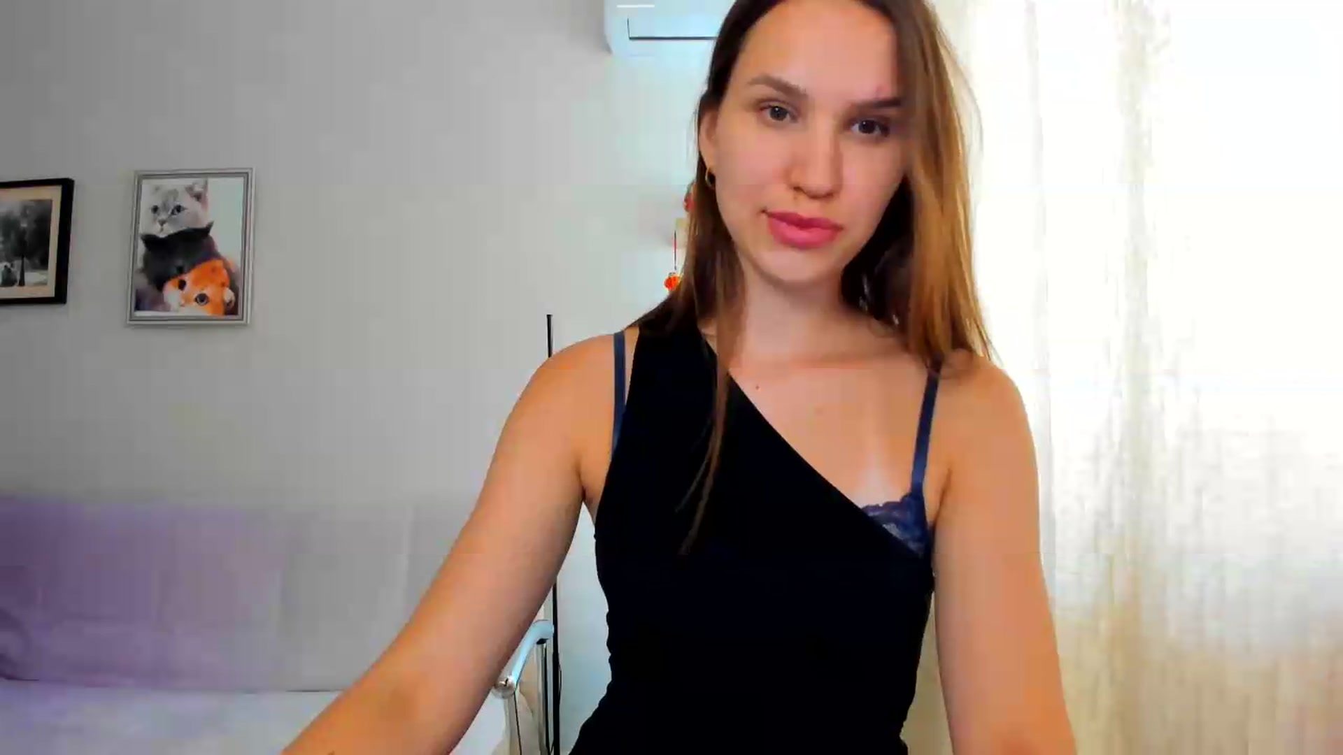 Gallery image thumbnail from WaveOfLove's myfreecams stream on, 06/29/2026, 11:58 image 17 of 20