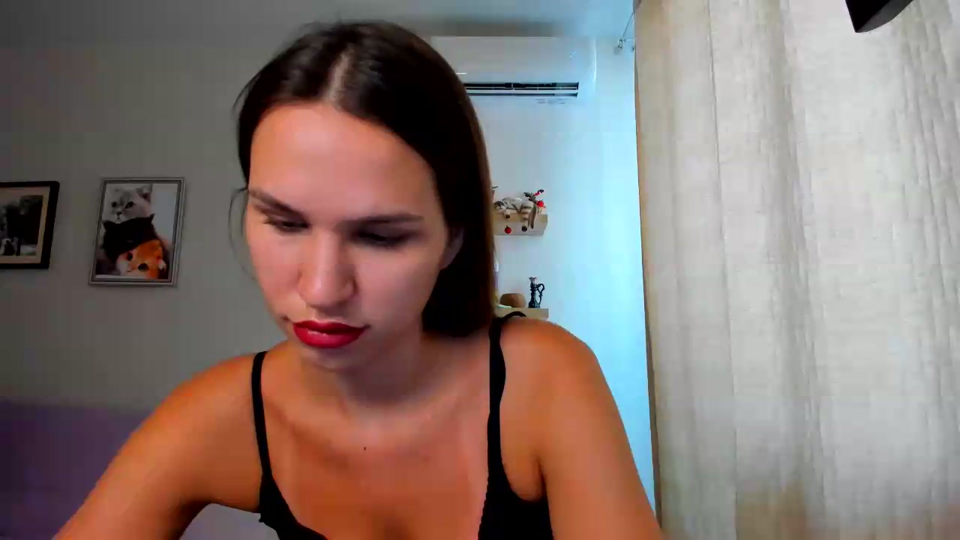 Gallery image thumbnail from WaveOfLove's myfreecams stream on, 07/03/2026, 10:05 image 5 of 20
