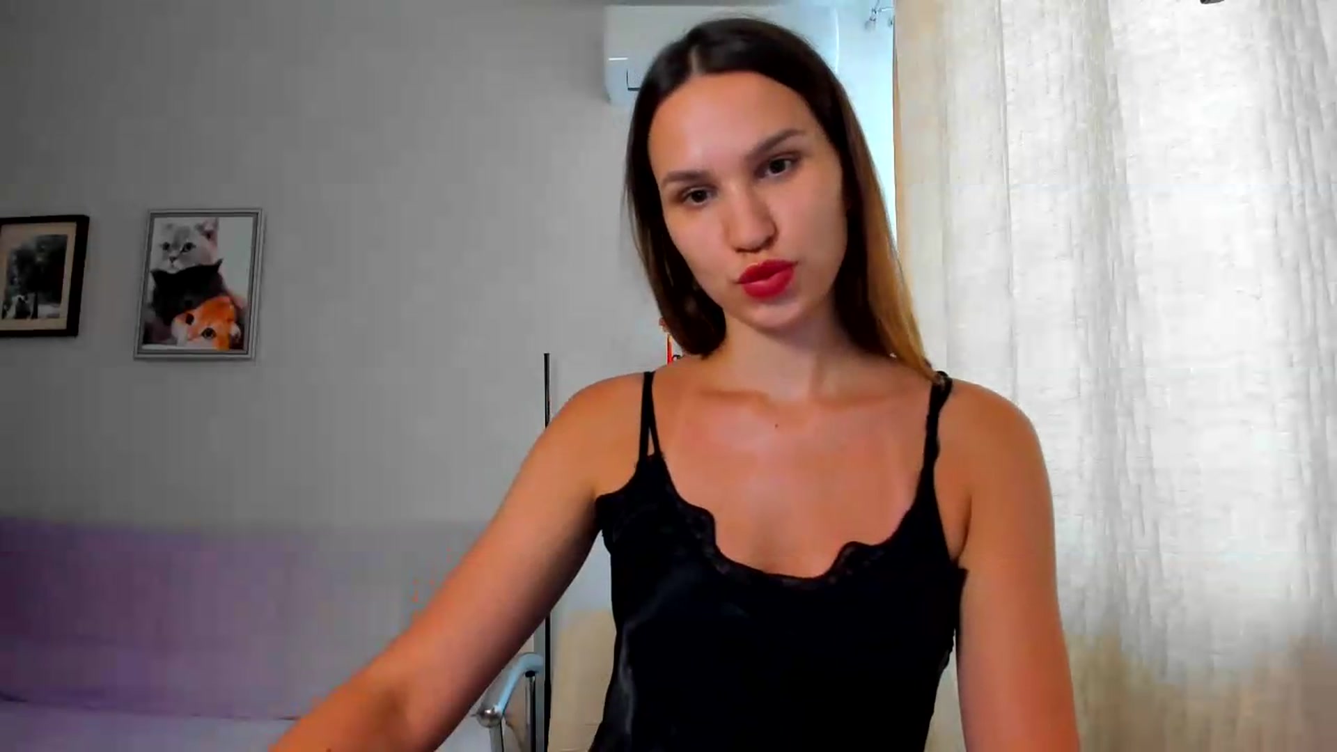 Gallery image thumbnail from WaveOfLove's myfreecams stream on, 07/03/2026, 11:03 image 2 of 20