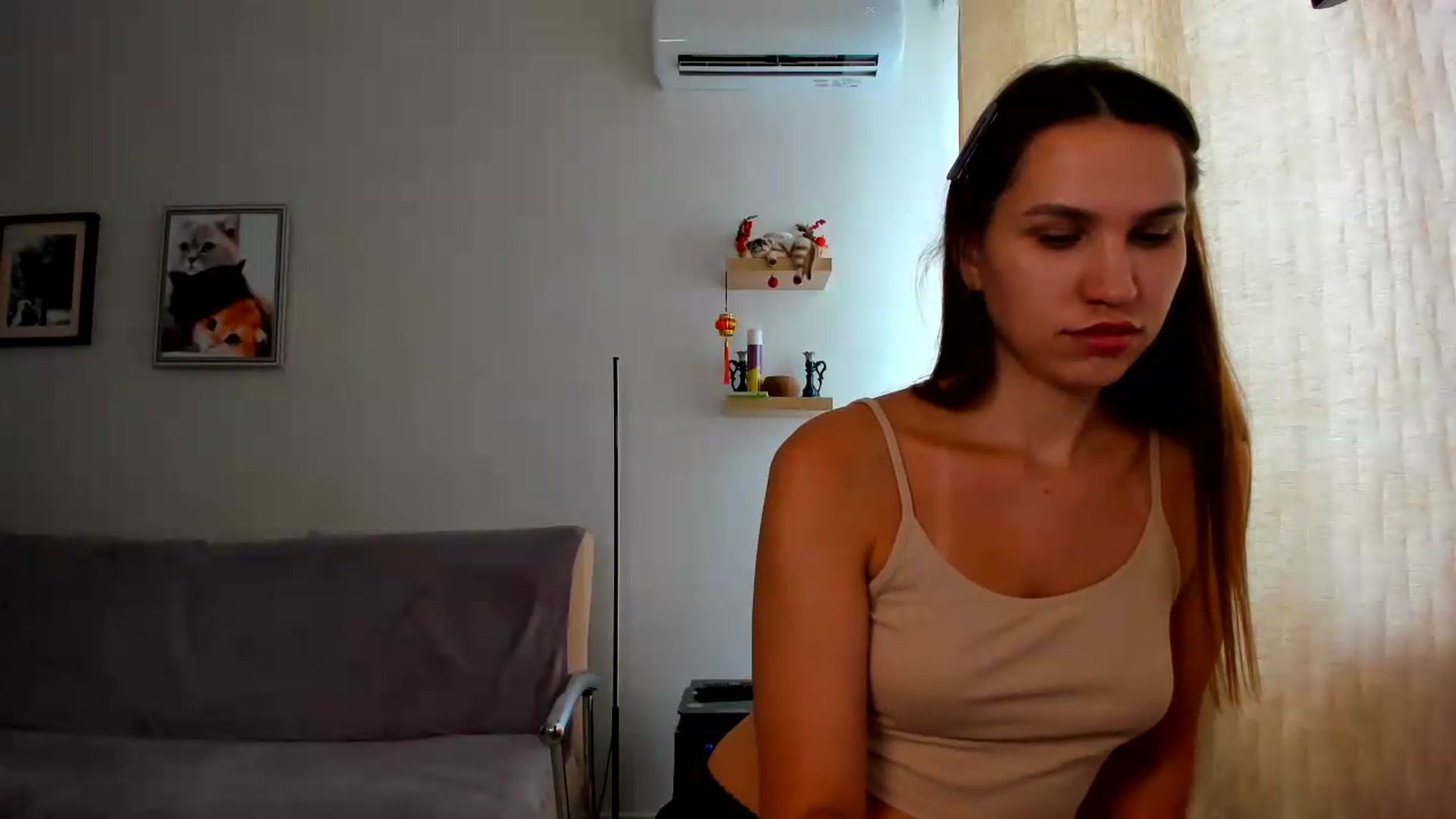 Gallery image thumbnail from WaveOfLove's myfreecams stream on, 07/08/2026, 12:13 image 17 of 20
