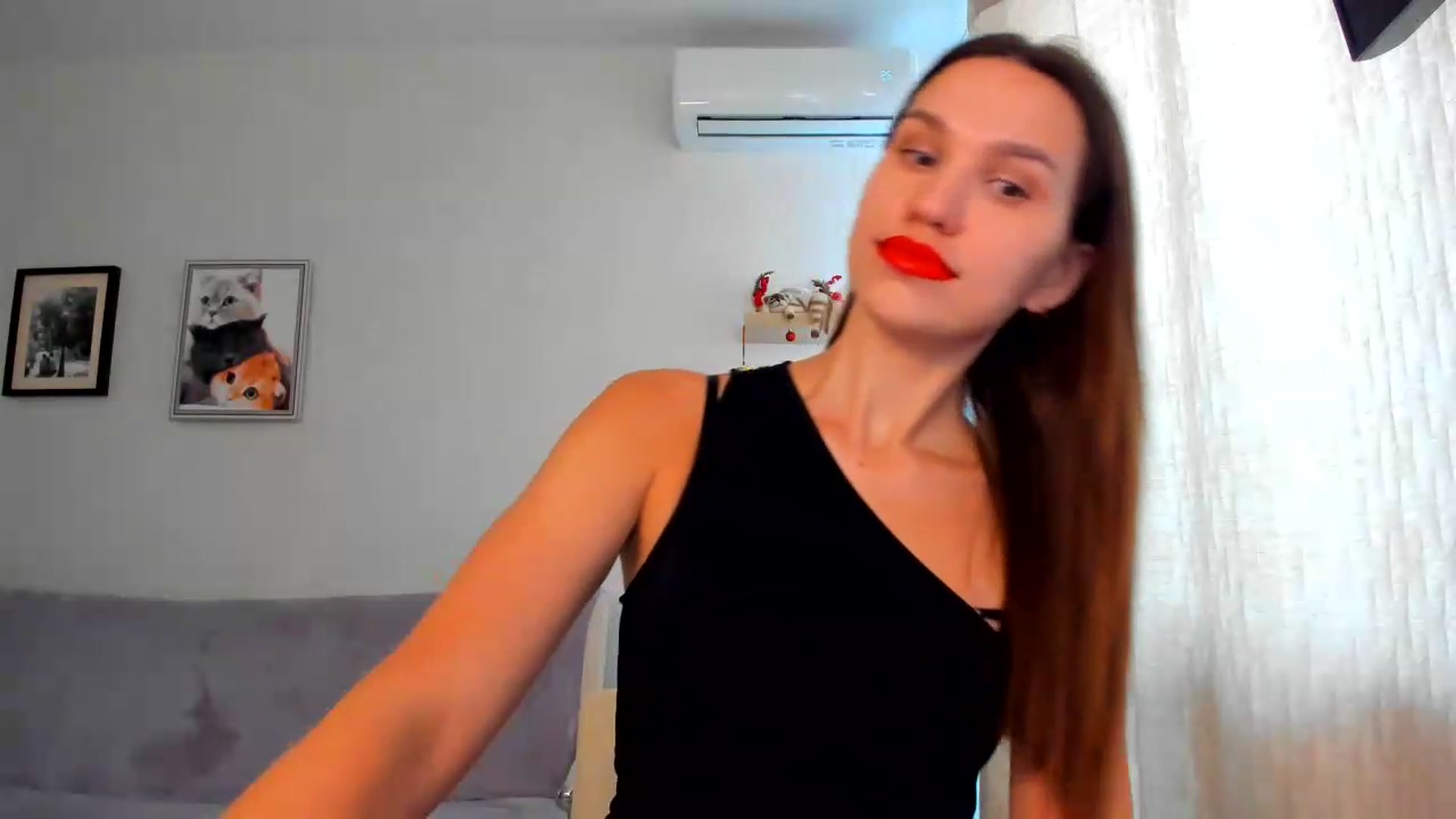 Gallery image thumbnail from WaveOfLove's myfreecams stream on, 07/09/2026, 11:11 image 2 of 20
