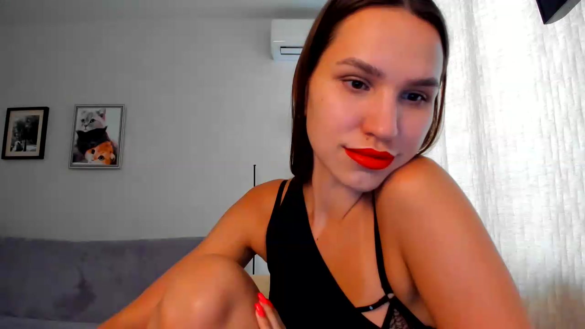 Gallery image thumbnail from WaveOfLove's myfreecams stream on, 07/09/2026, 11:11 image 17 of 20