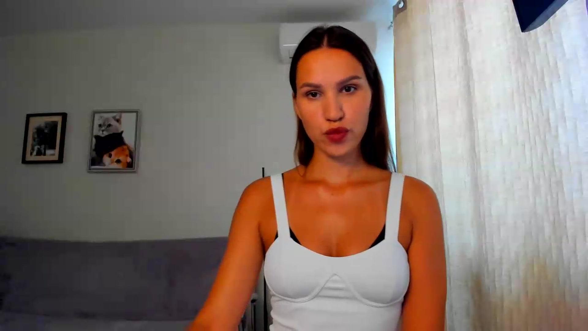 Gallery image thumbnail from WaveOfLove's myfreecams stream on, 08/13/2026, 09:58 image 11 of 20
