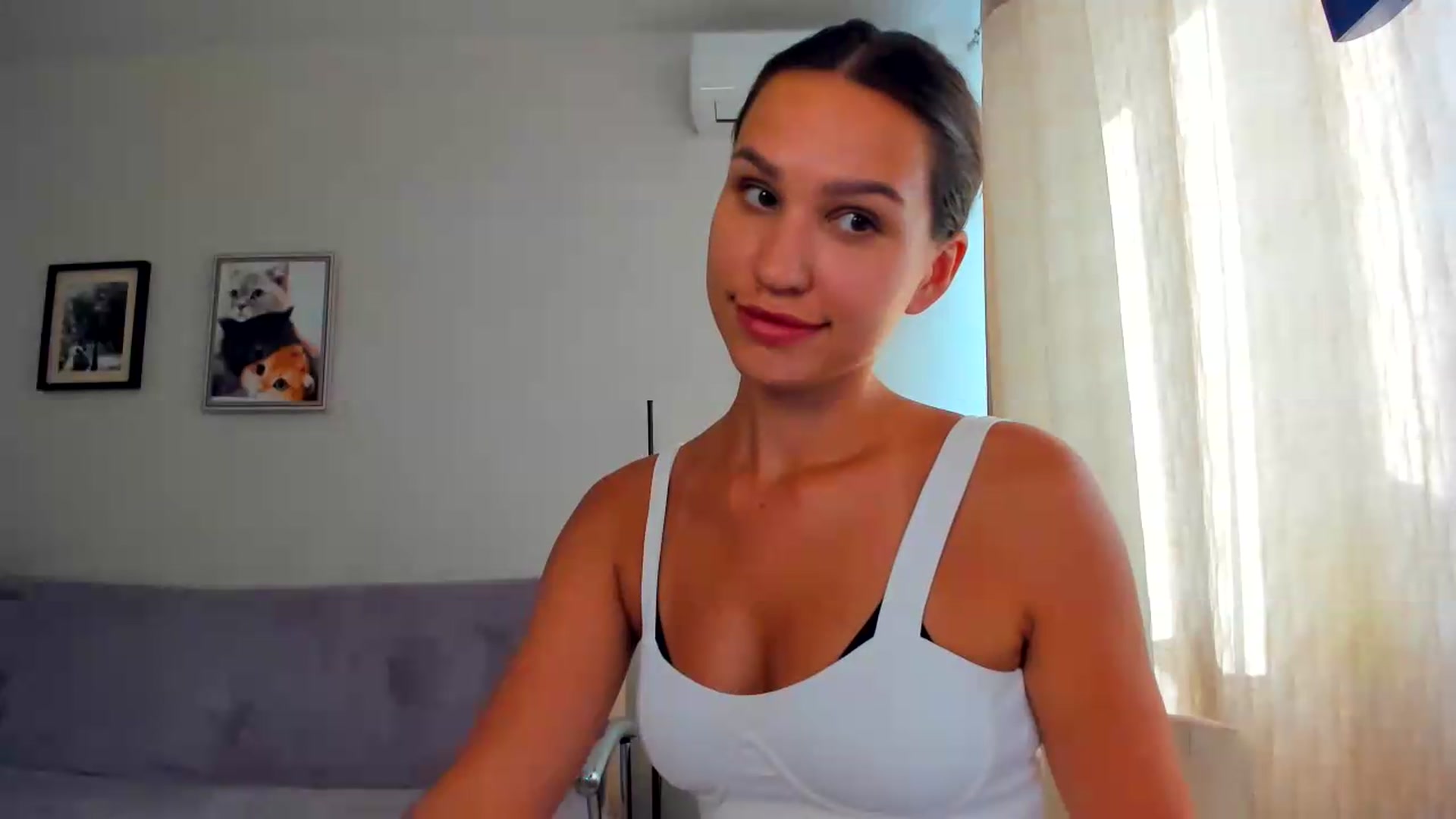 Gallery image thumbnail from WaveOfLove's myfreecams stream on, 08/13/2026, 14:09 image 18 of 20
