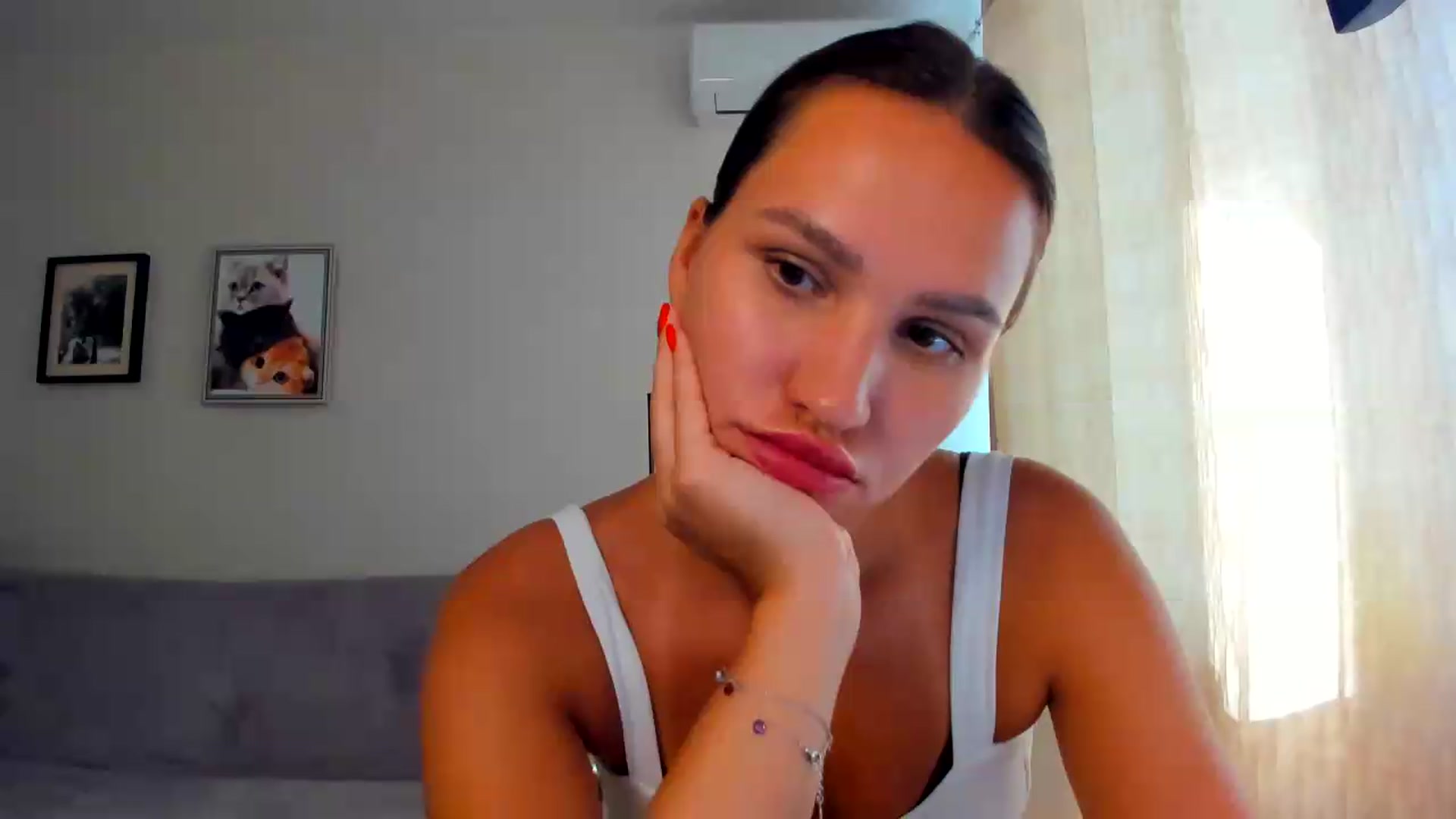 Gallery image thumbnail from WaveOfLove's myfreecams stream on, 08/13/2026, 14:09 image 11 of 20