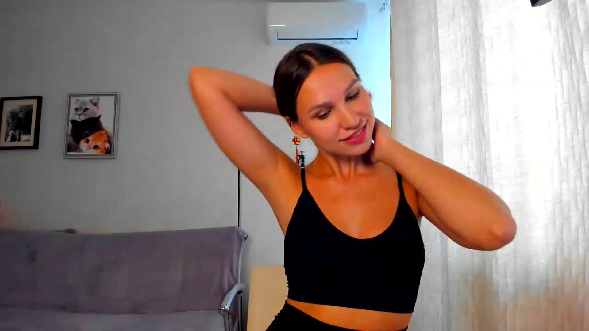 Gallery image thumbnail from WaveOfLove's myfreecams stream on, 08/28/2026, 12:20 image 3 of 20